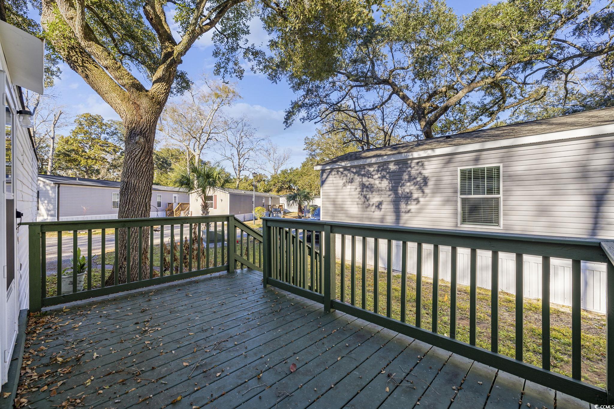 527 Key Largo Ave. Property Photo 4
