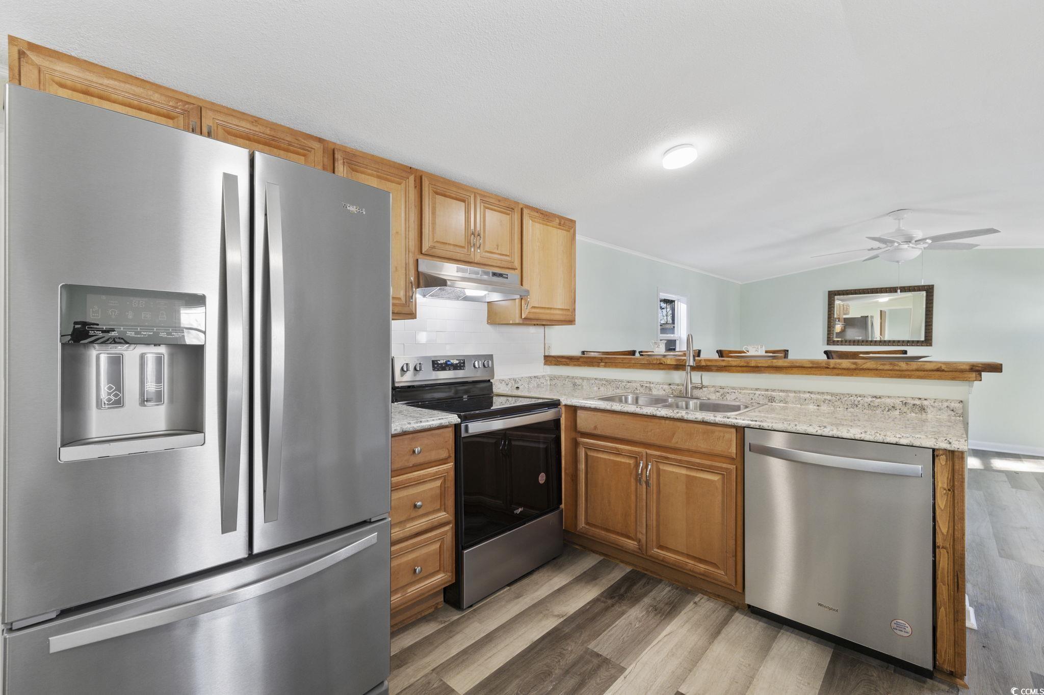 527 Key Largo Ave. Property Photo 14