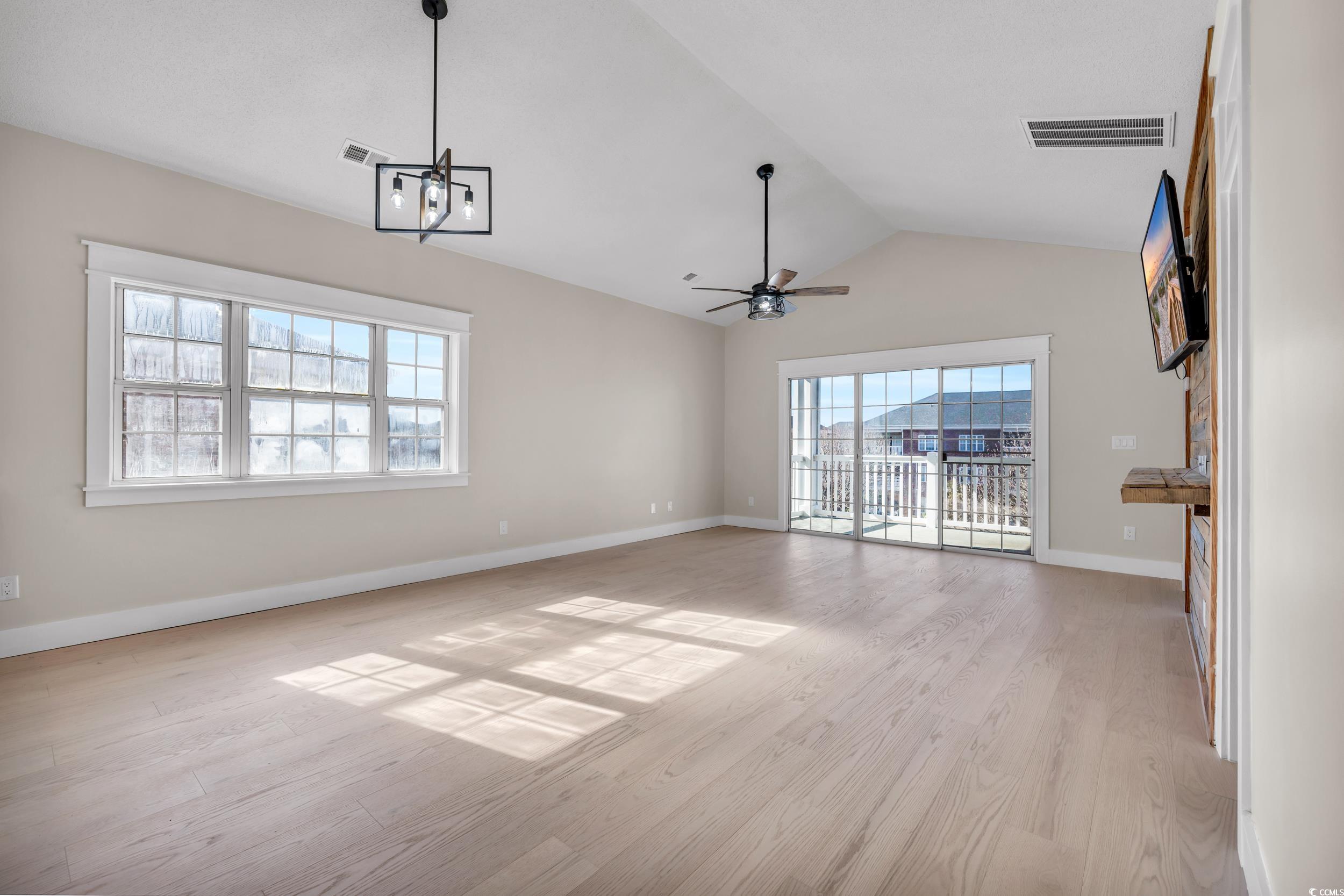 3923 Gladiola Ct. Property Photo 6