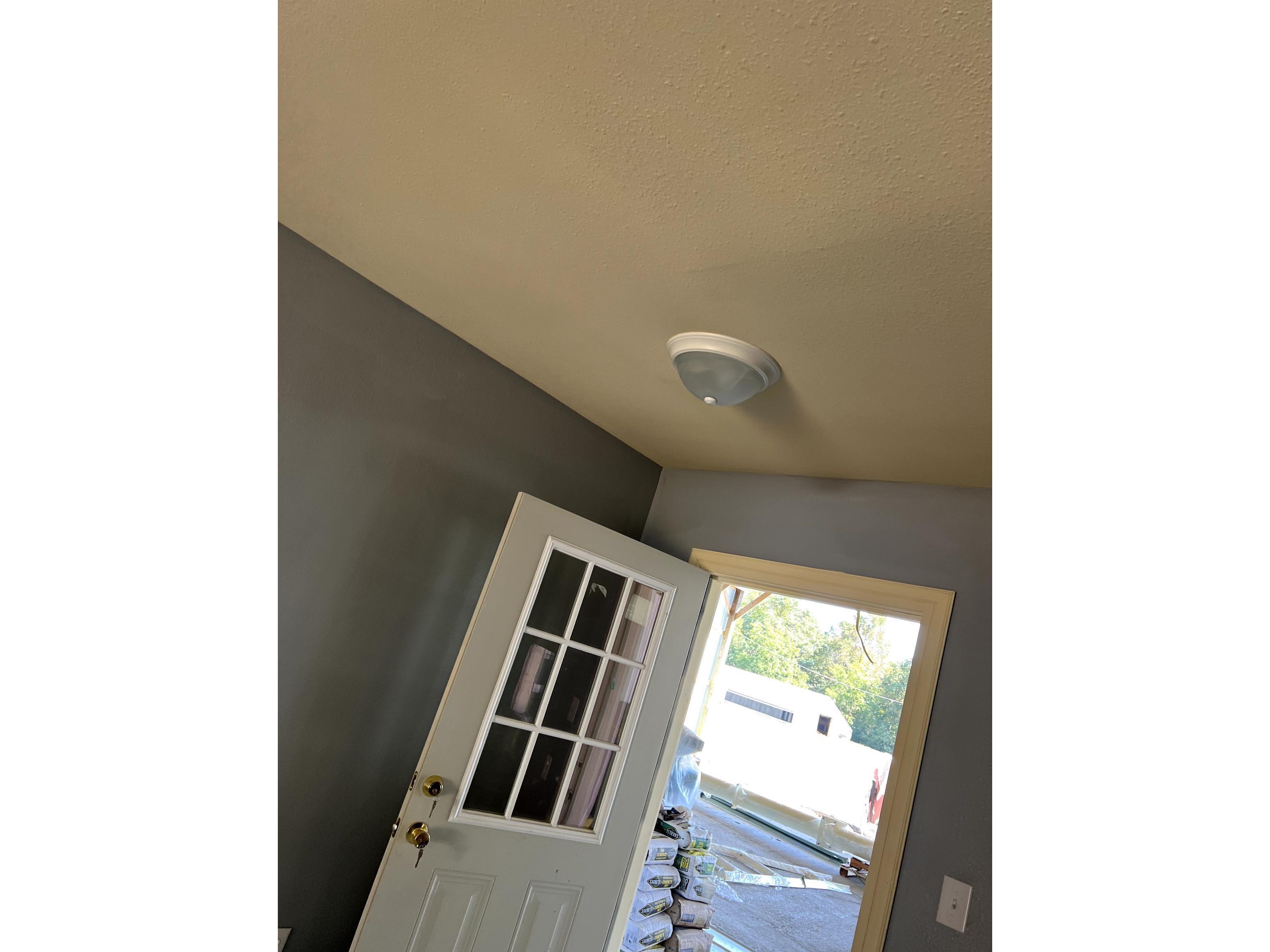 100 Lulu Ln. Property Photo 5