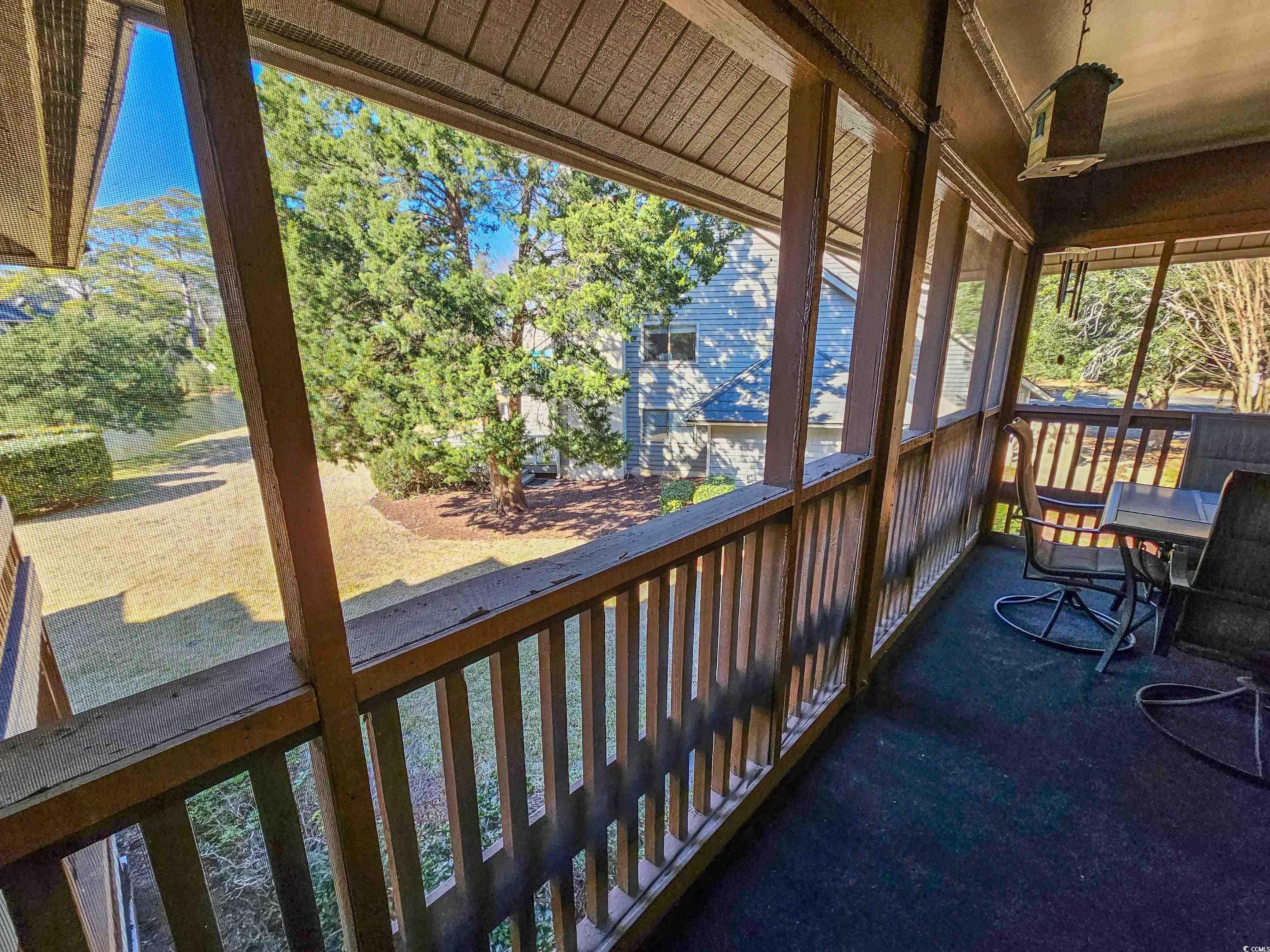 410 Melrose Pl. Property Photo 6