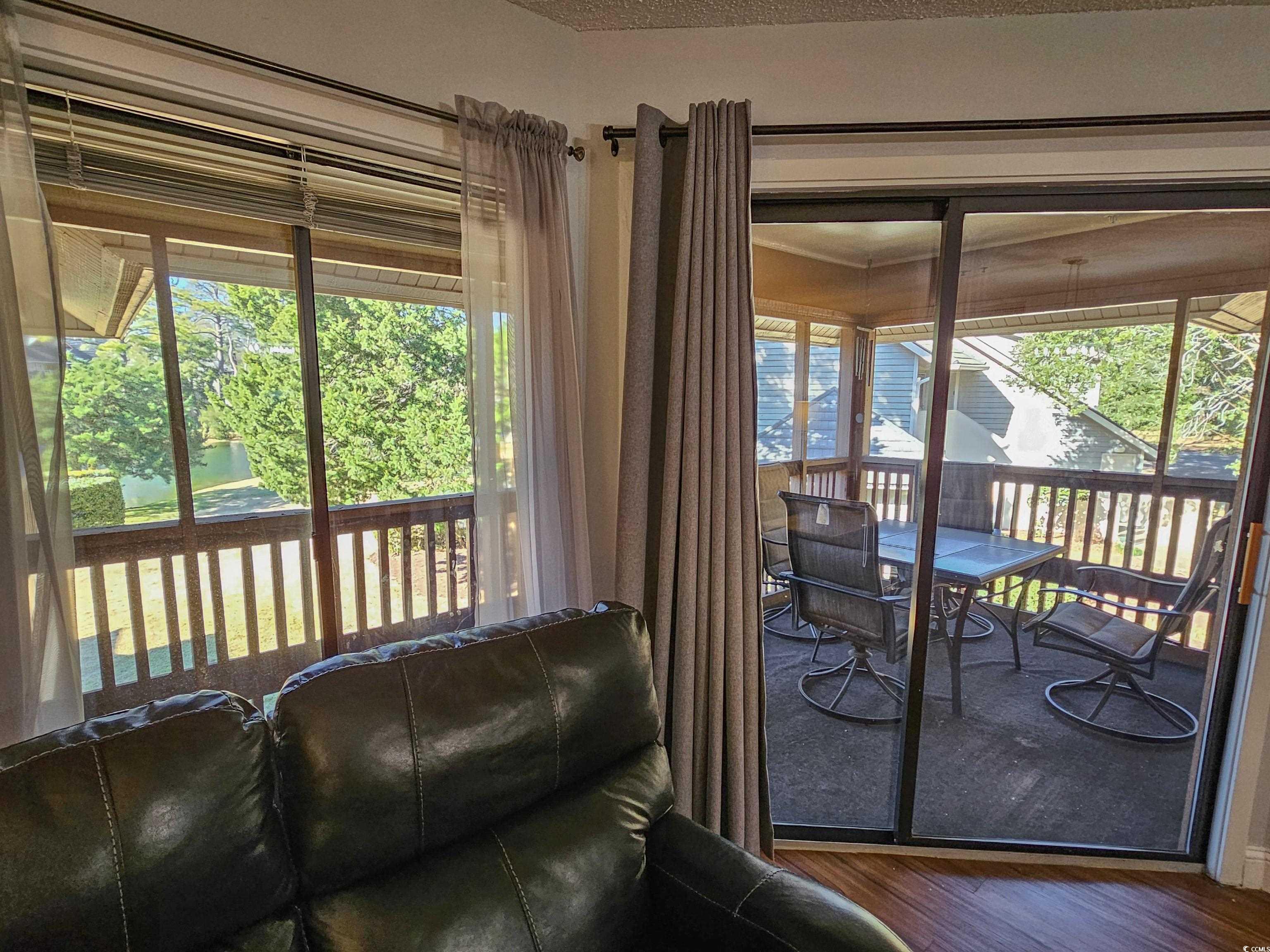 410 Melrose Pl. Property Photo 12