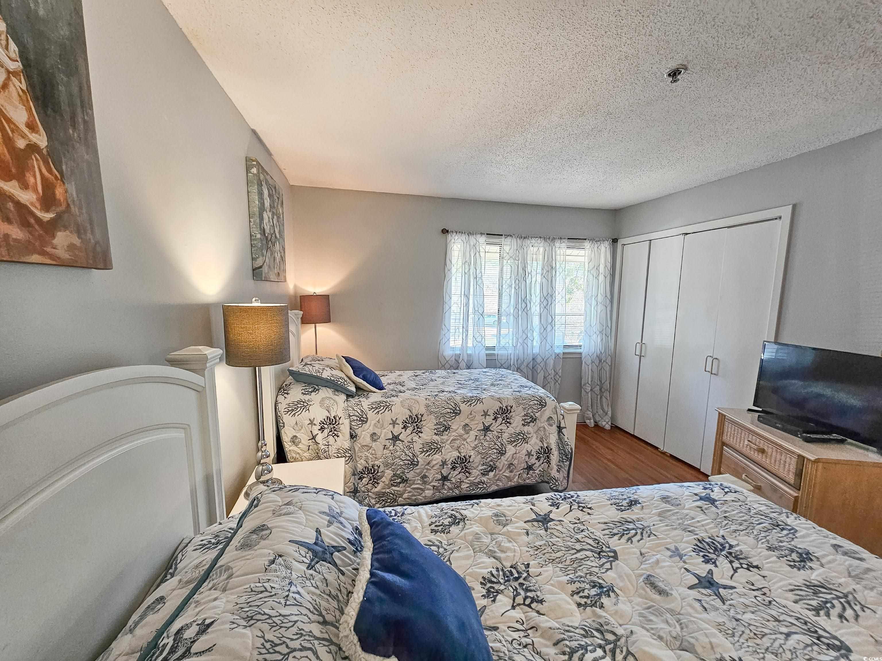 410 Melrose Pl. Property Photo 31