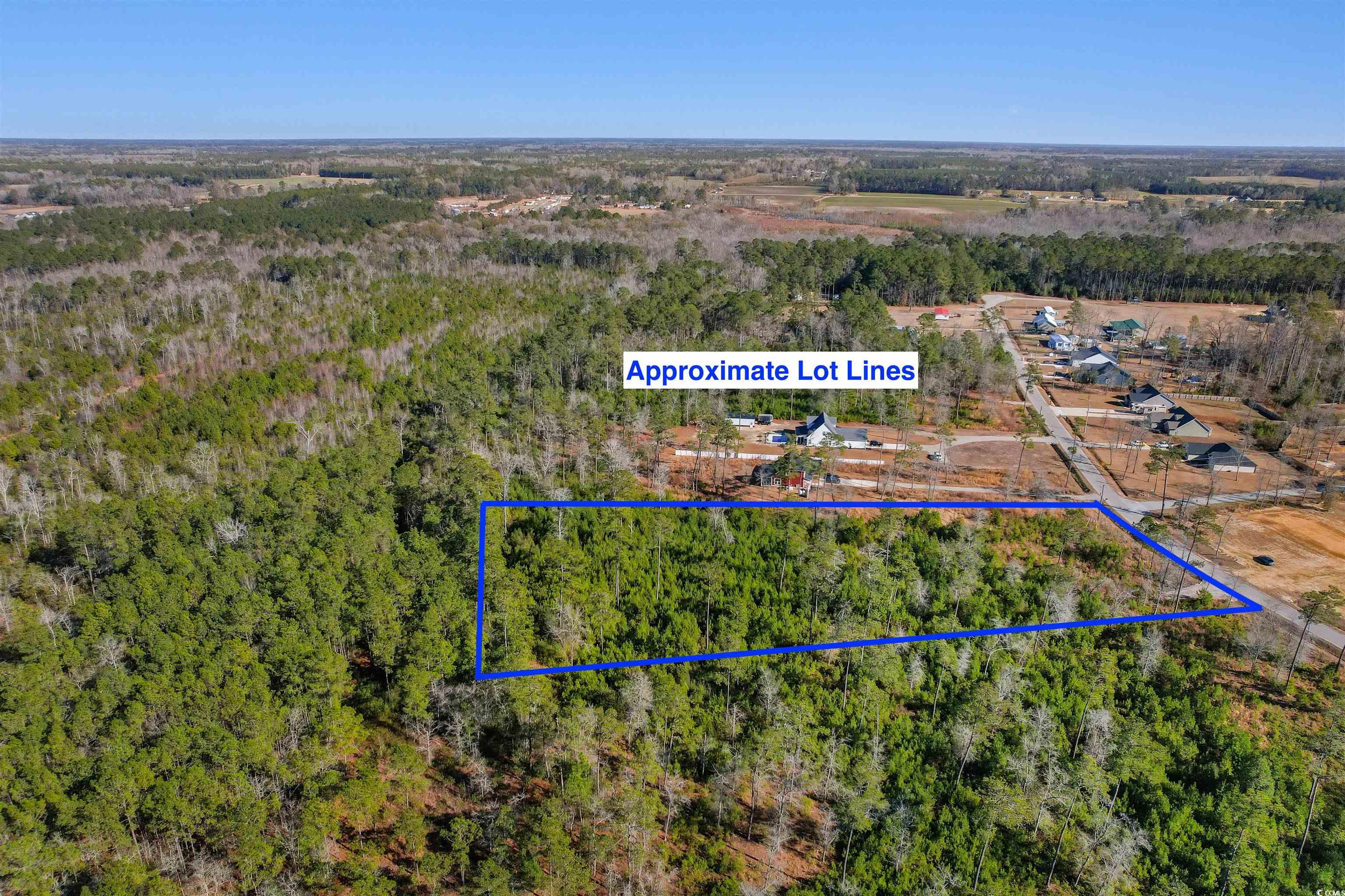 5025 Huckleberry Ln. Property Photo 3