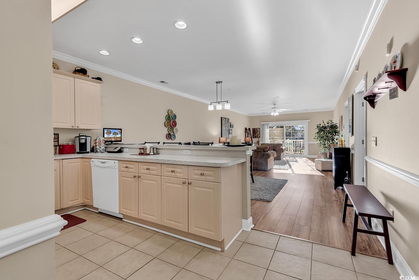 4882 Luster Leaf Circle Property Photo 3