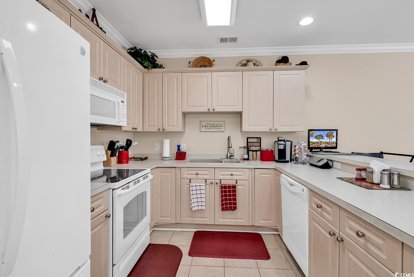 4882 Luster Leaf Circle Property Photo 5