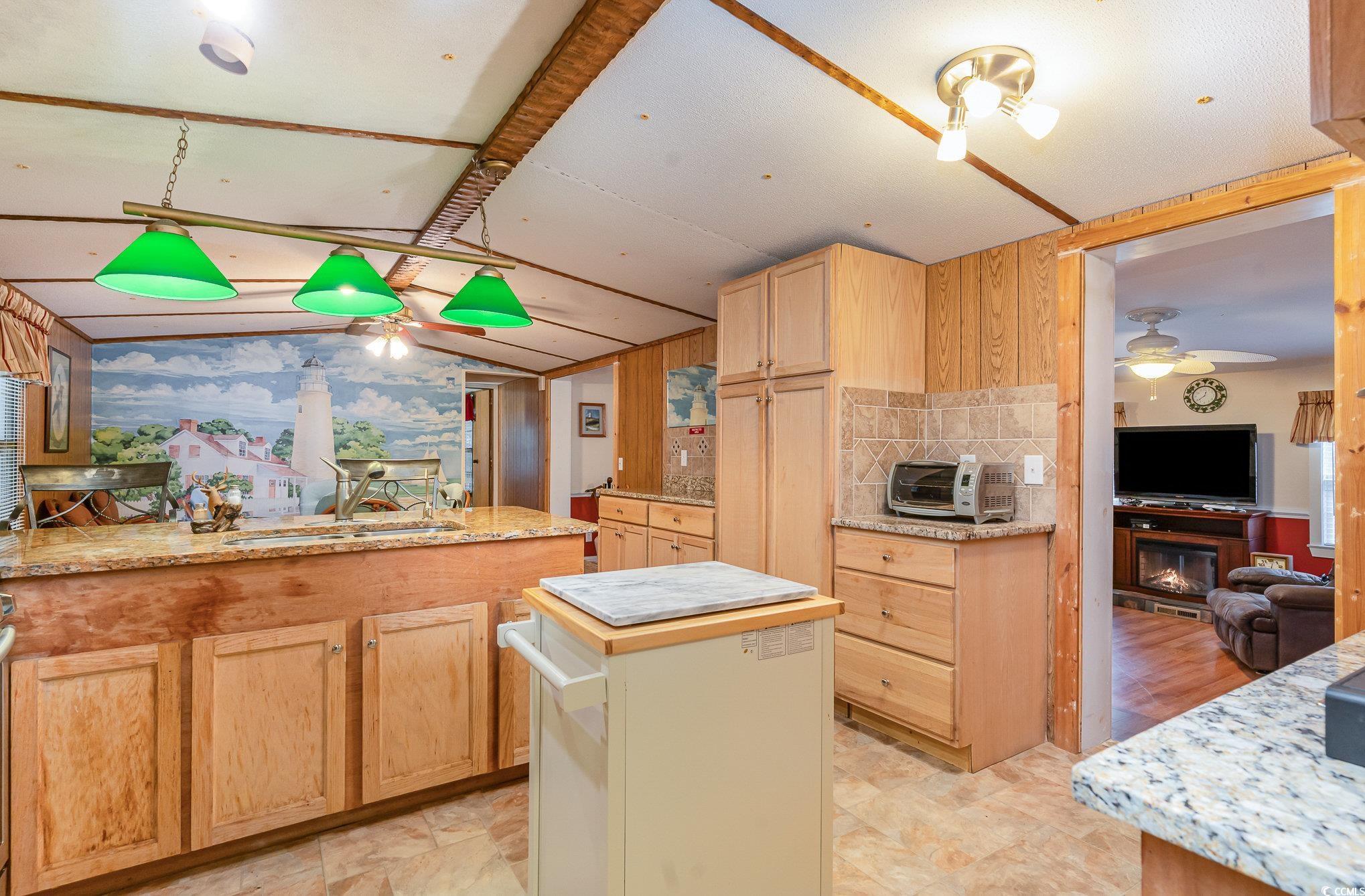 410 Ponderosa Rd. Property Photo 12