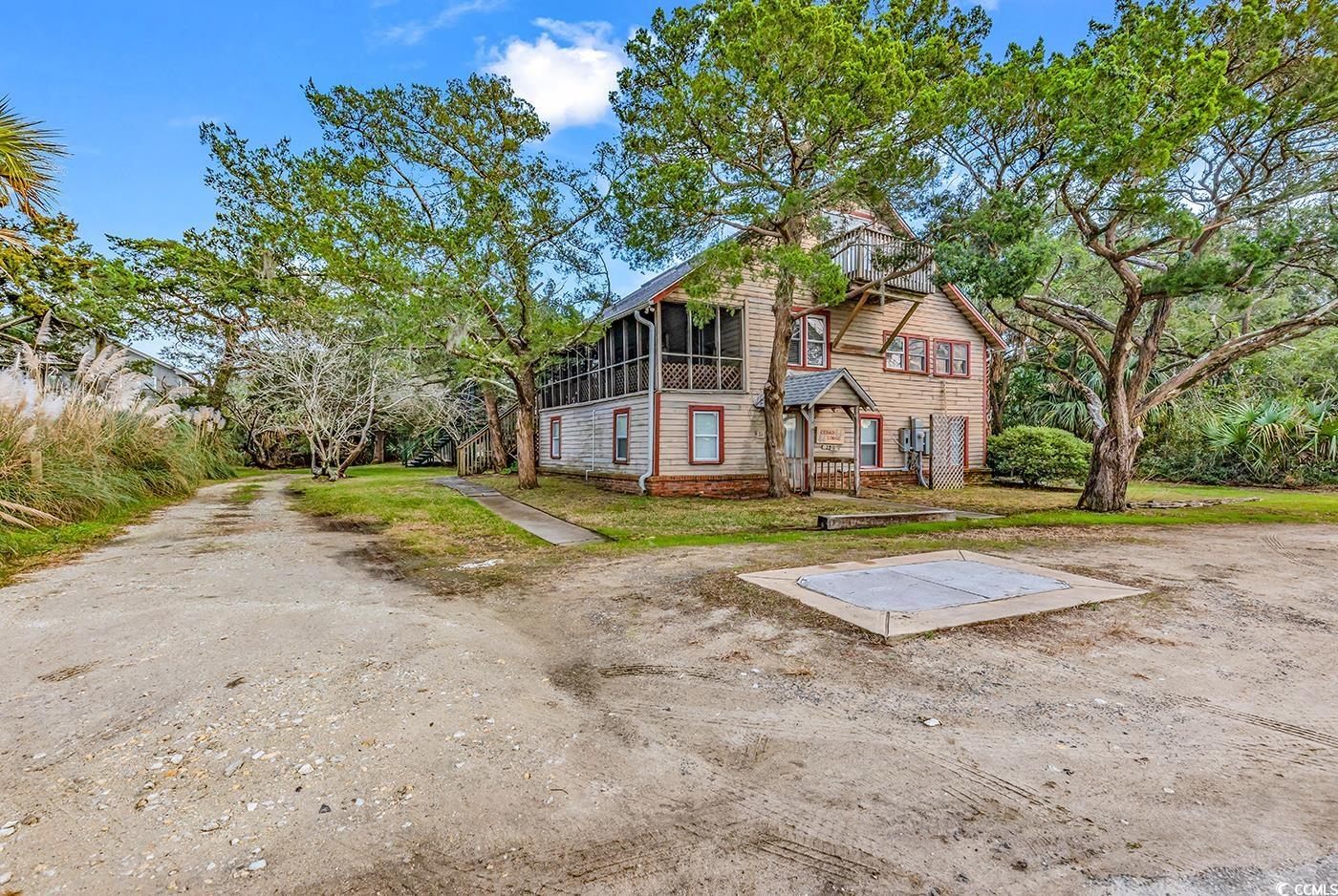 298 Myrtle Ave. Property Photo 4