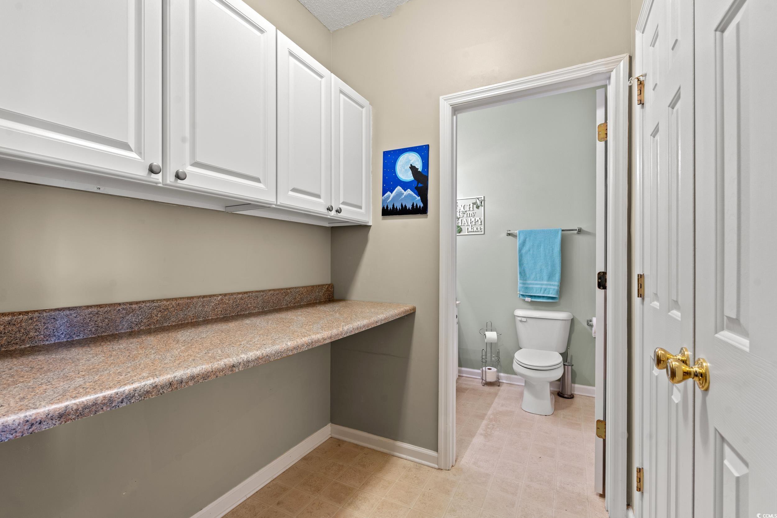 2080 Cross Gate Blvd. Property Photo 14