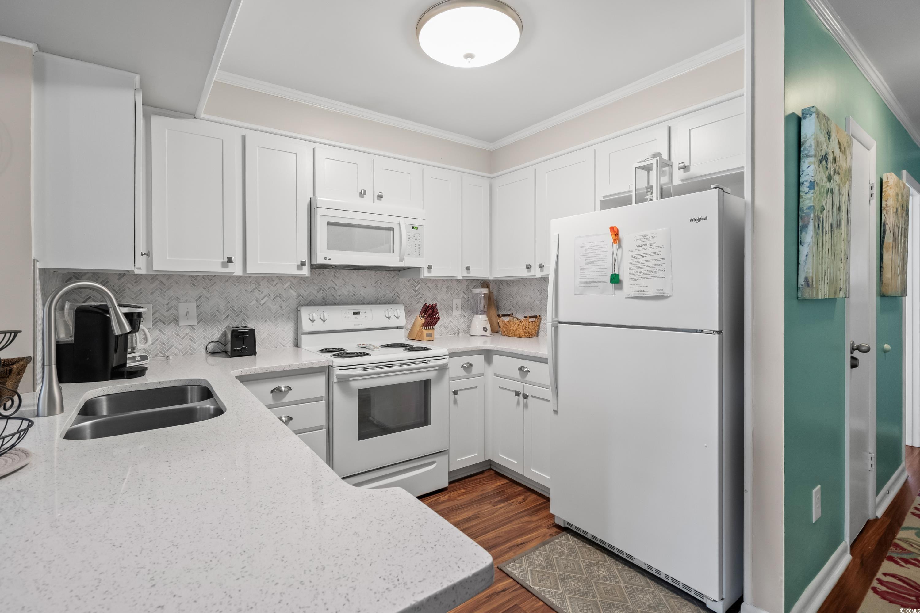 207 N Ocean Blvd. Property Photo 8