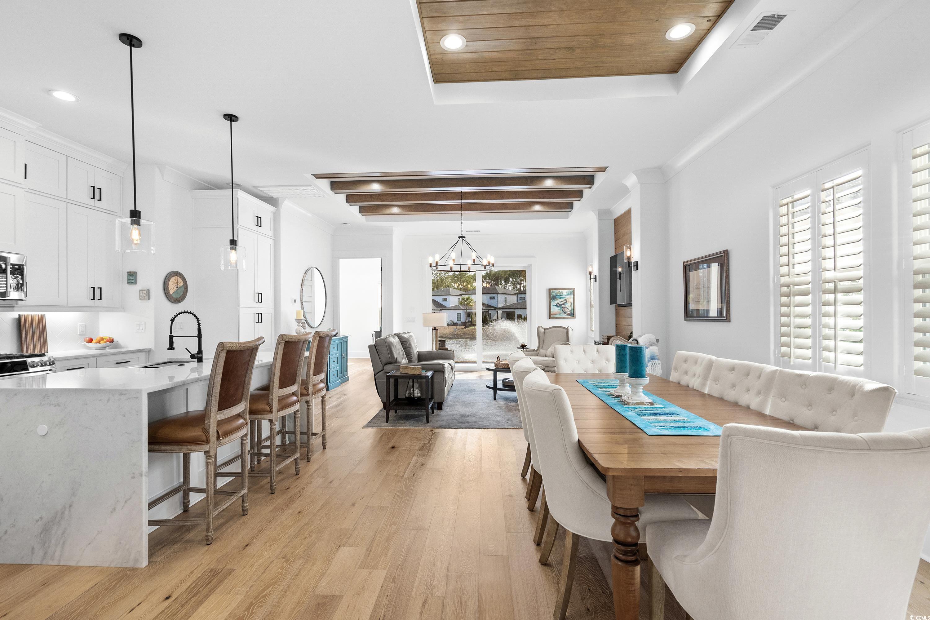 6760 Ocean Breeze Loop Property Photo 7