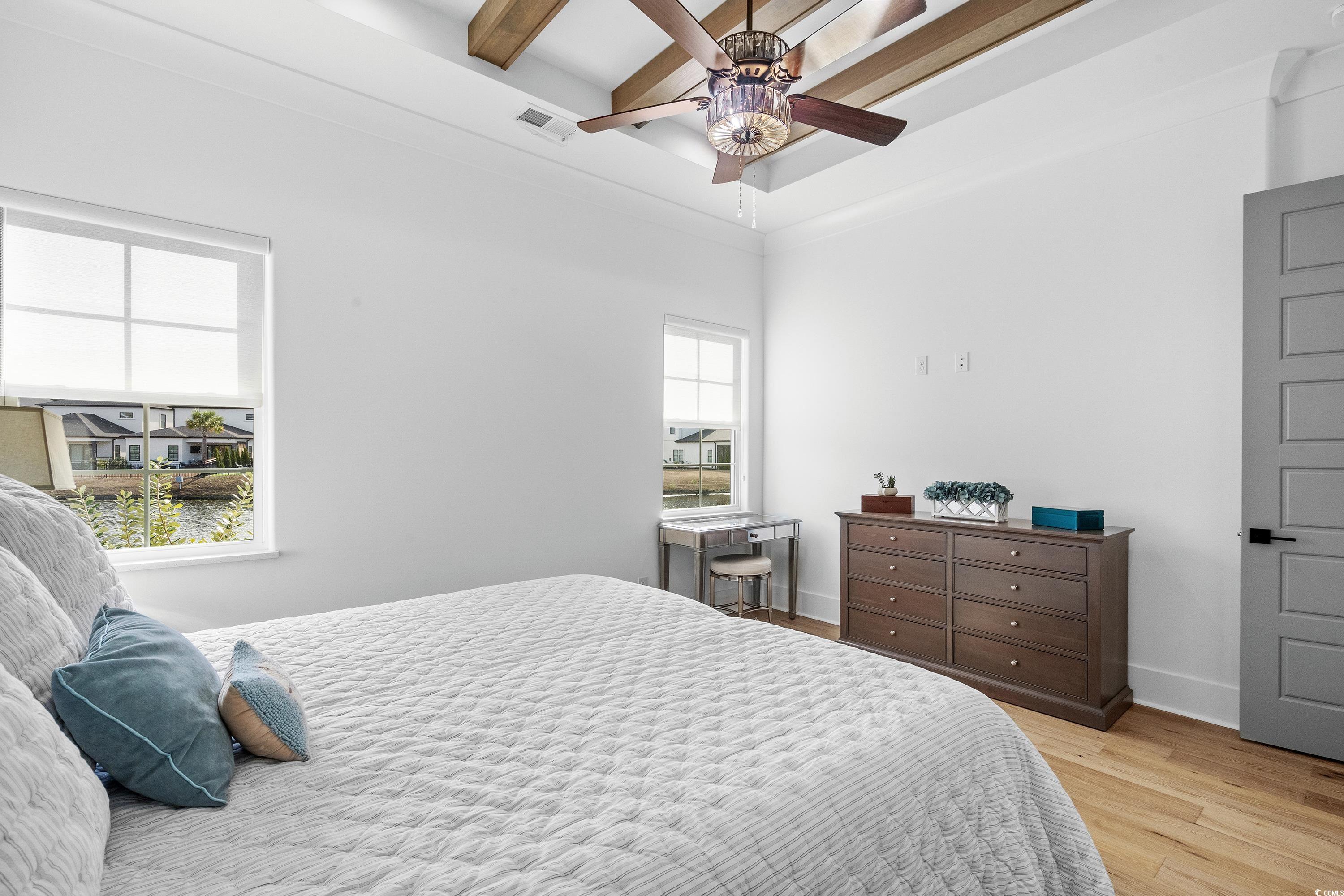 6760 Ocean Breeze Loop Property Photo 18
