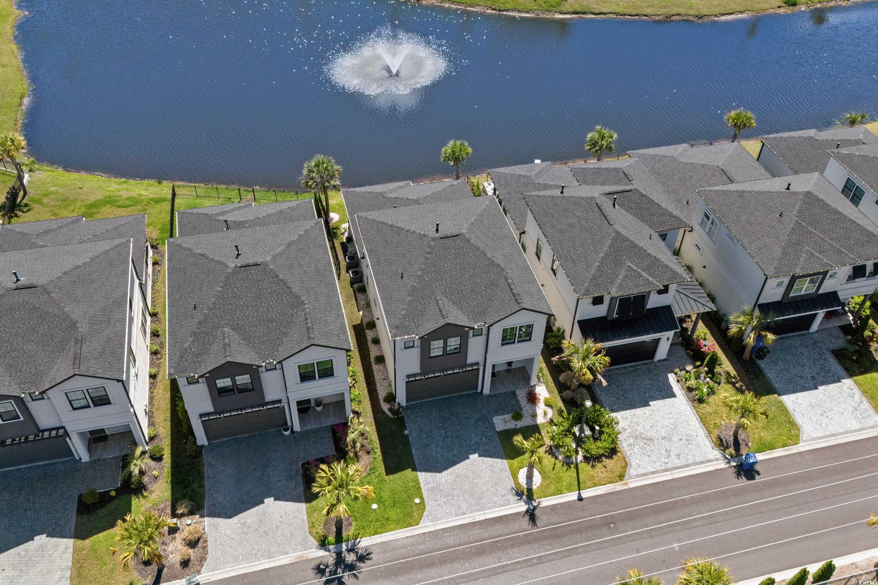 6760 Ocean Breeze Loop Property Photo 37