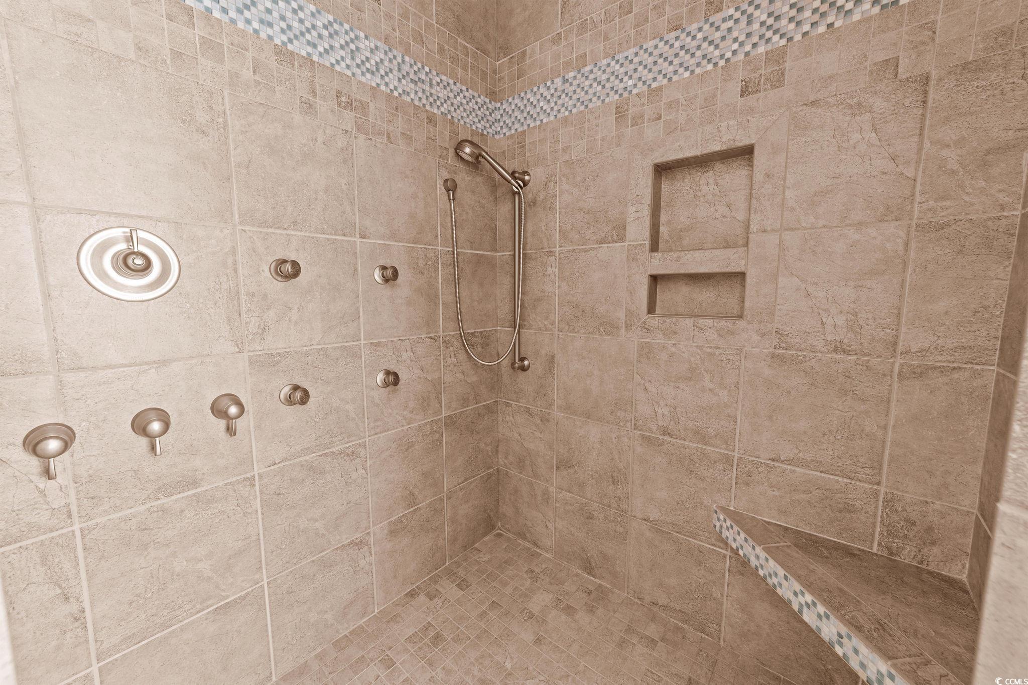 1122 Bluffton Ct. Property Photo 23
