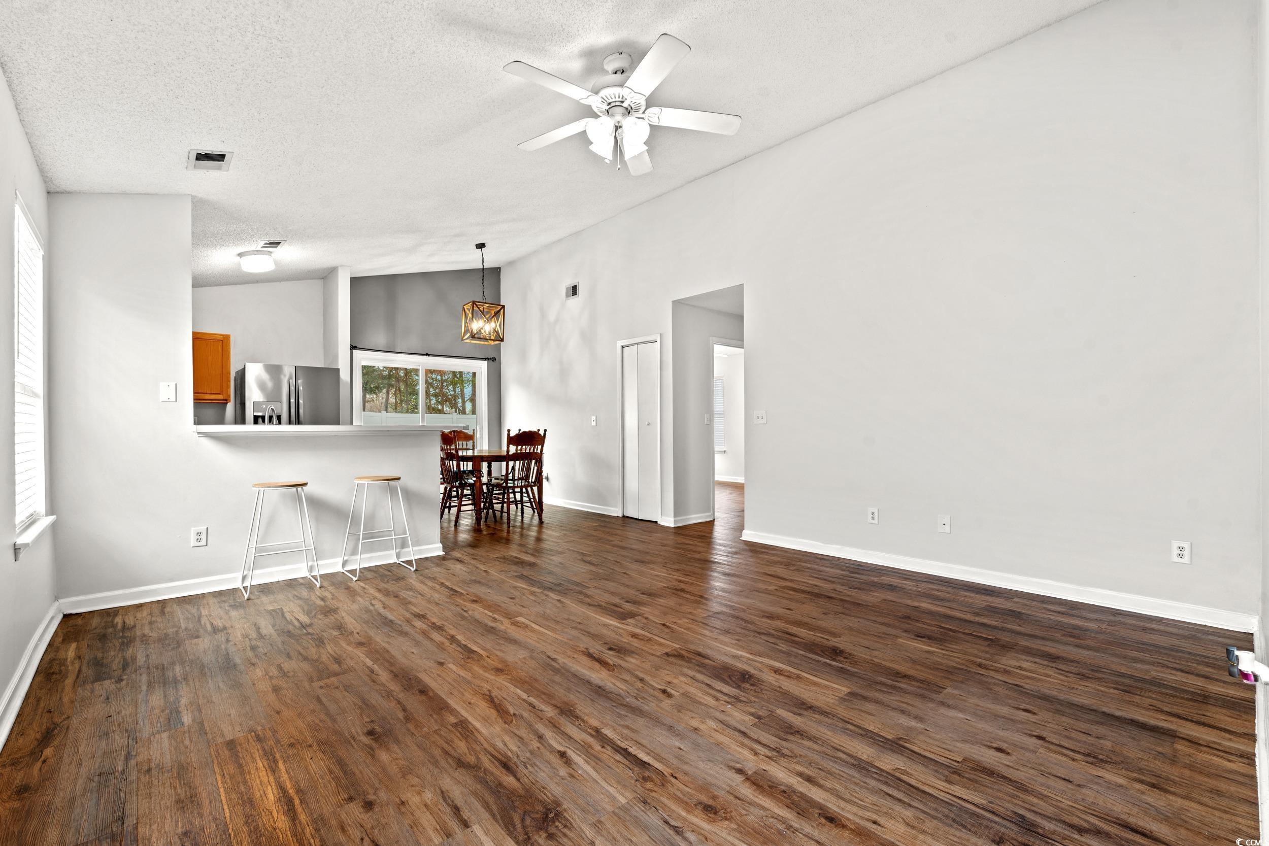 4600 Hidden Creek Ln. Property Photo 4