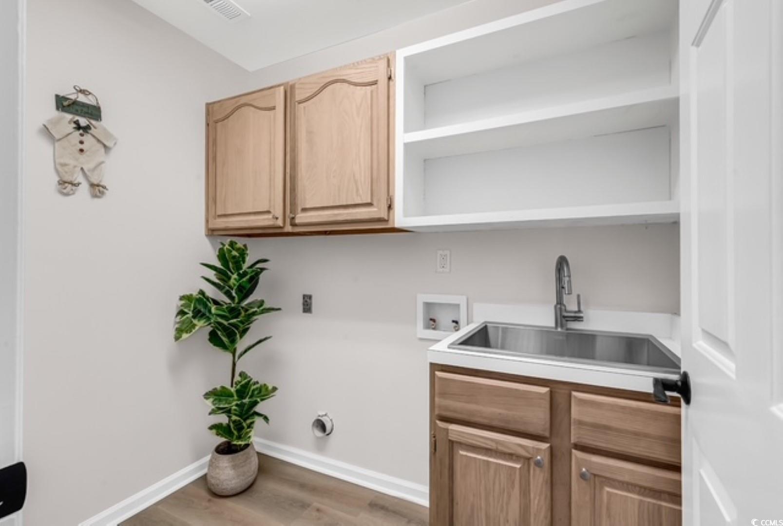 1165 Carnoustie Ct. Property Photo 9