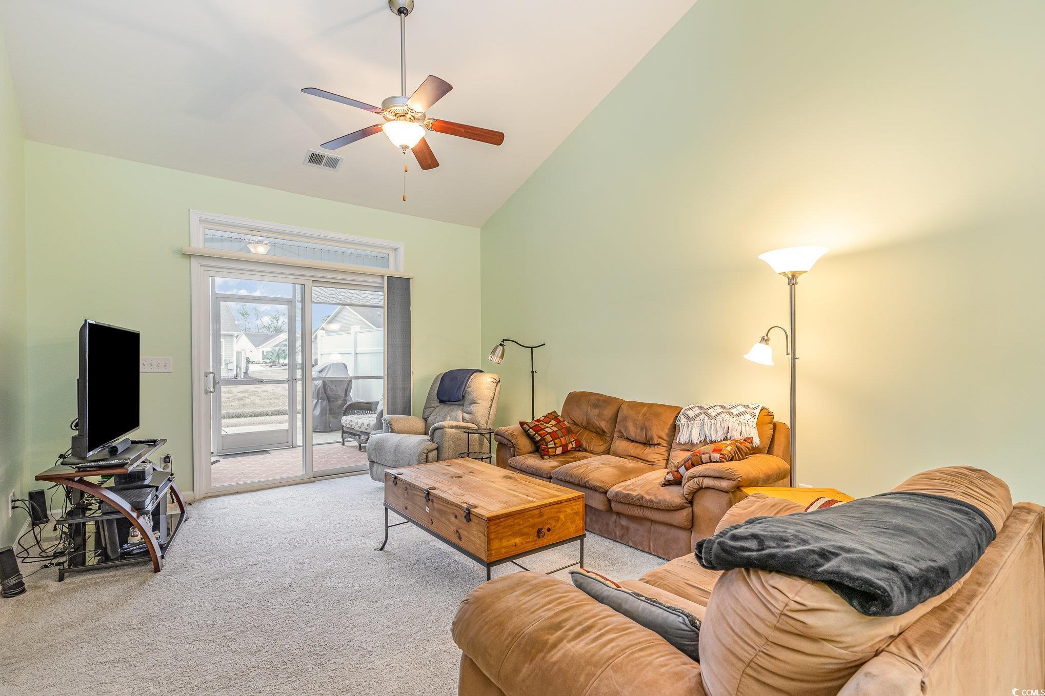 1594 Palmina Loop Property Photo 3