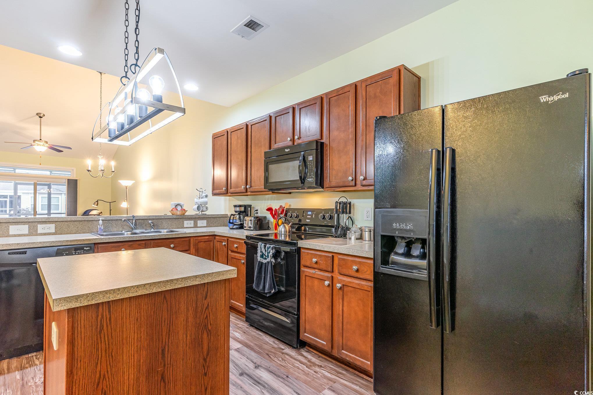 1594 Palmina Loop Property Photo 11