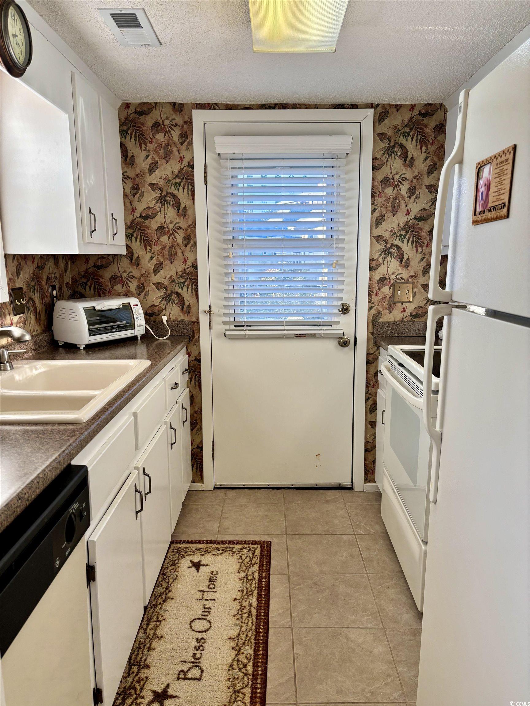121 Marshland Ct. Property Photo 7