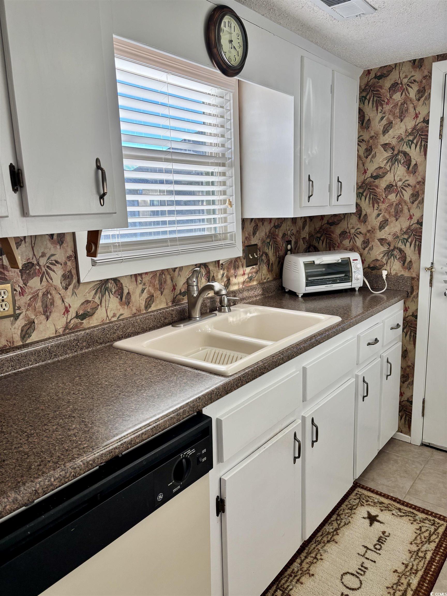 121 Marshland Ct. Property Photo 8