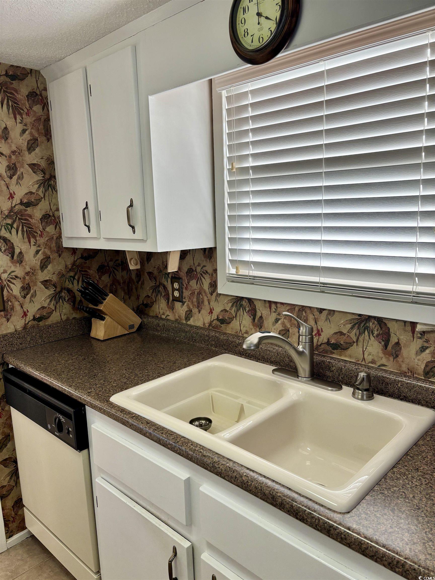 121 Marshland Ct. Property Photo 11