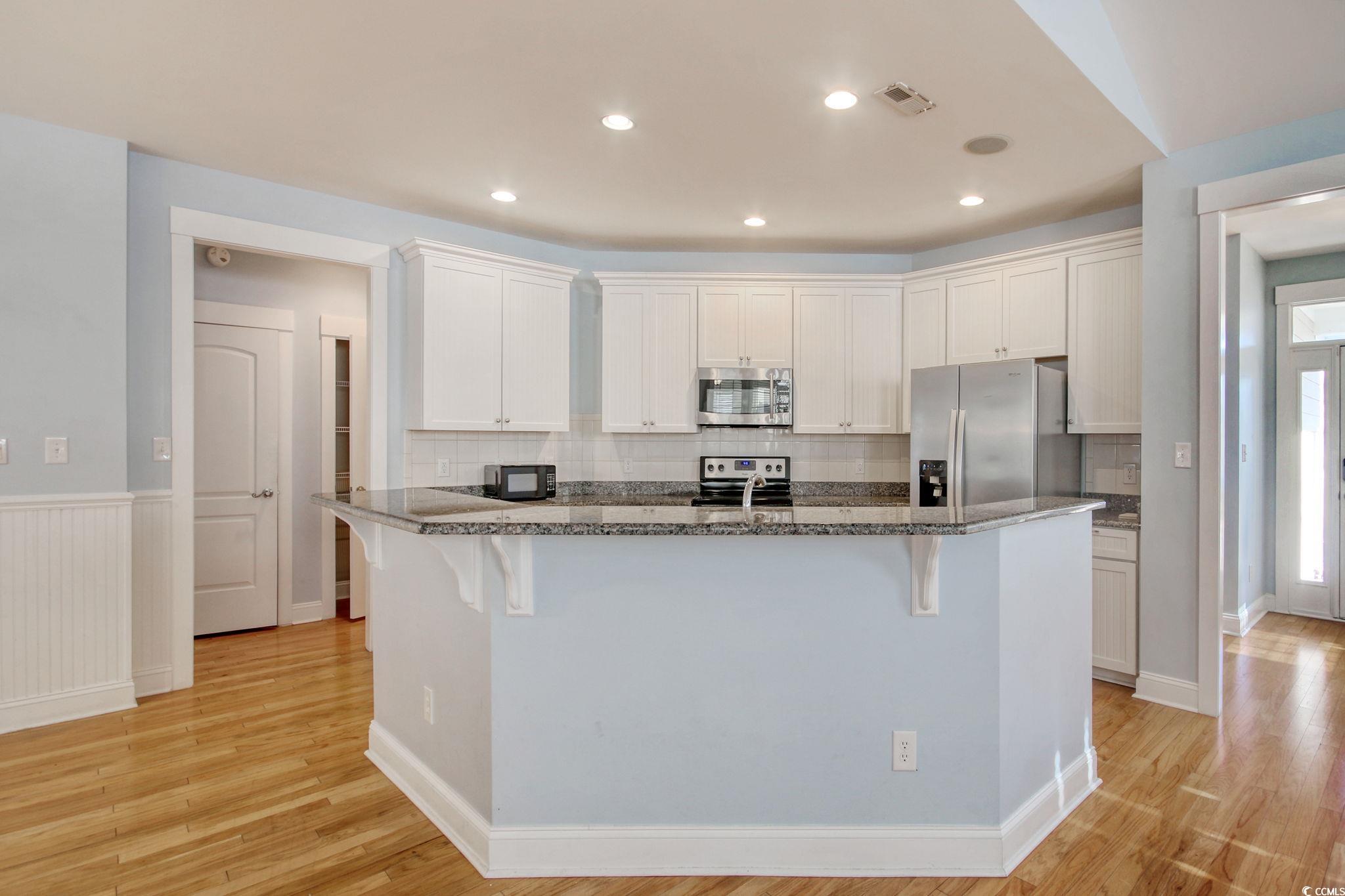 1405 Surf Pointe Dr. Property Photo 11
