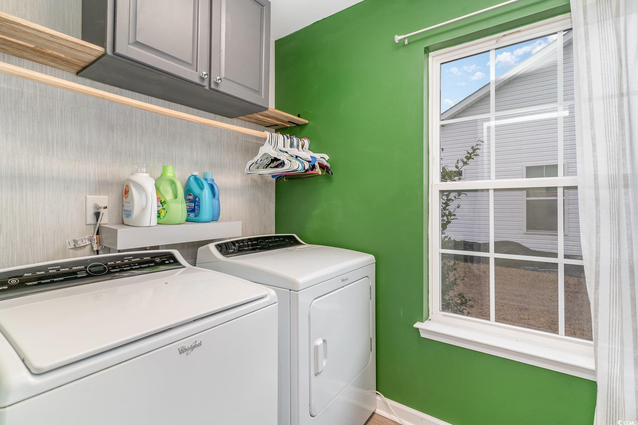 688 Tattlesbury Dr. Property Photo 13