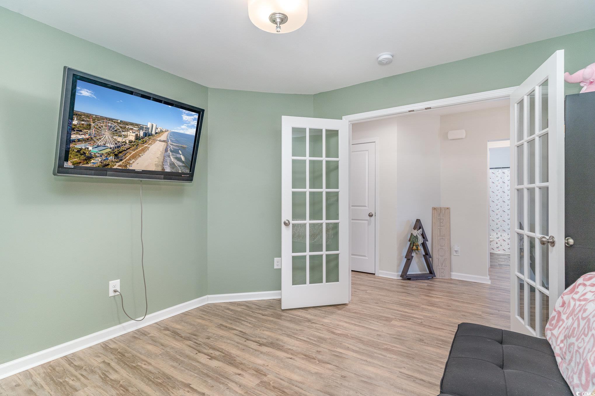 688 Tattlesbury Dr. Property Photo 15