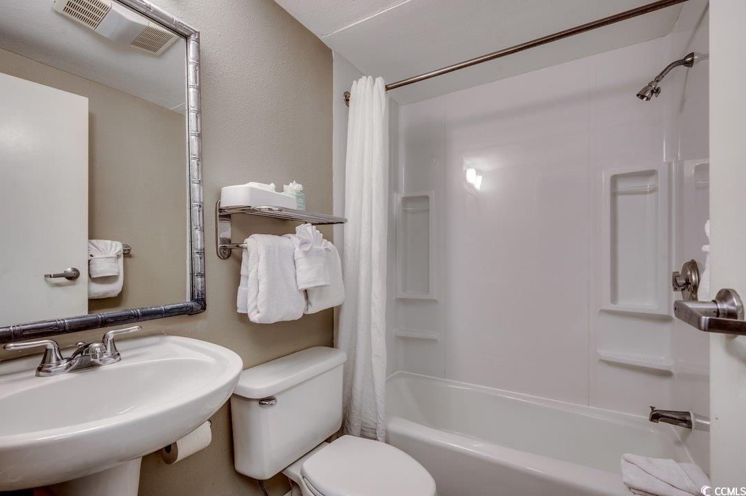 5200 N Ocean Blvd. Property Photo 12