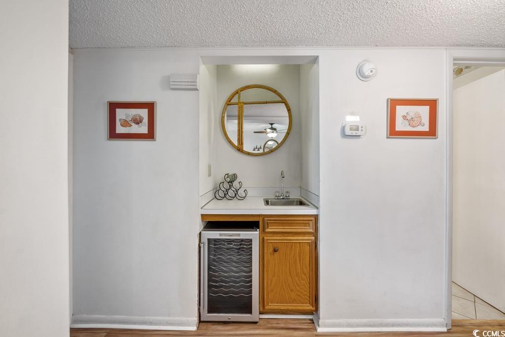 9570 Shore Dr. Property Photo 5