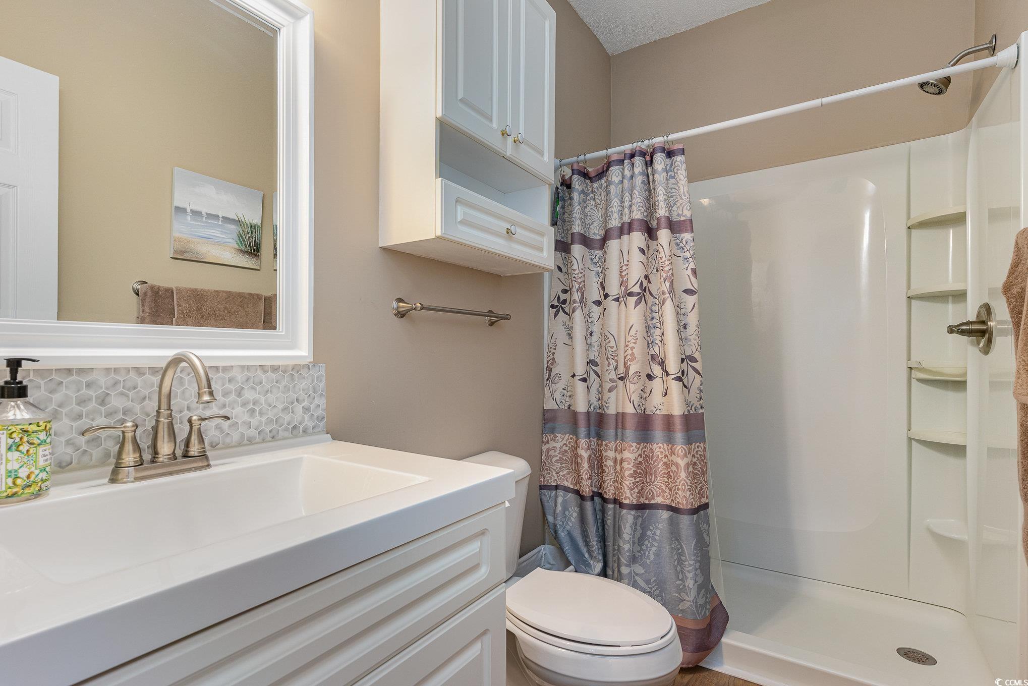 4271 Hibiscus Dr. Property Photo 12