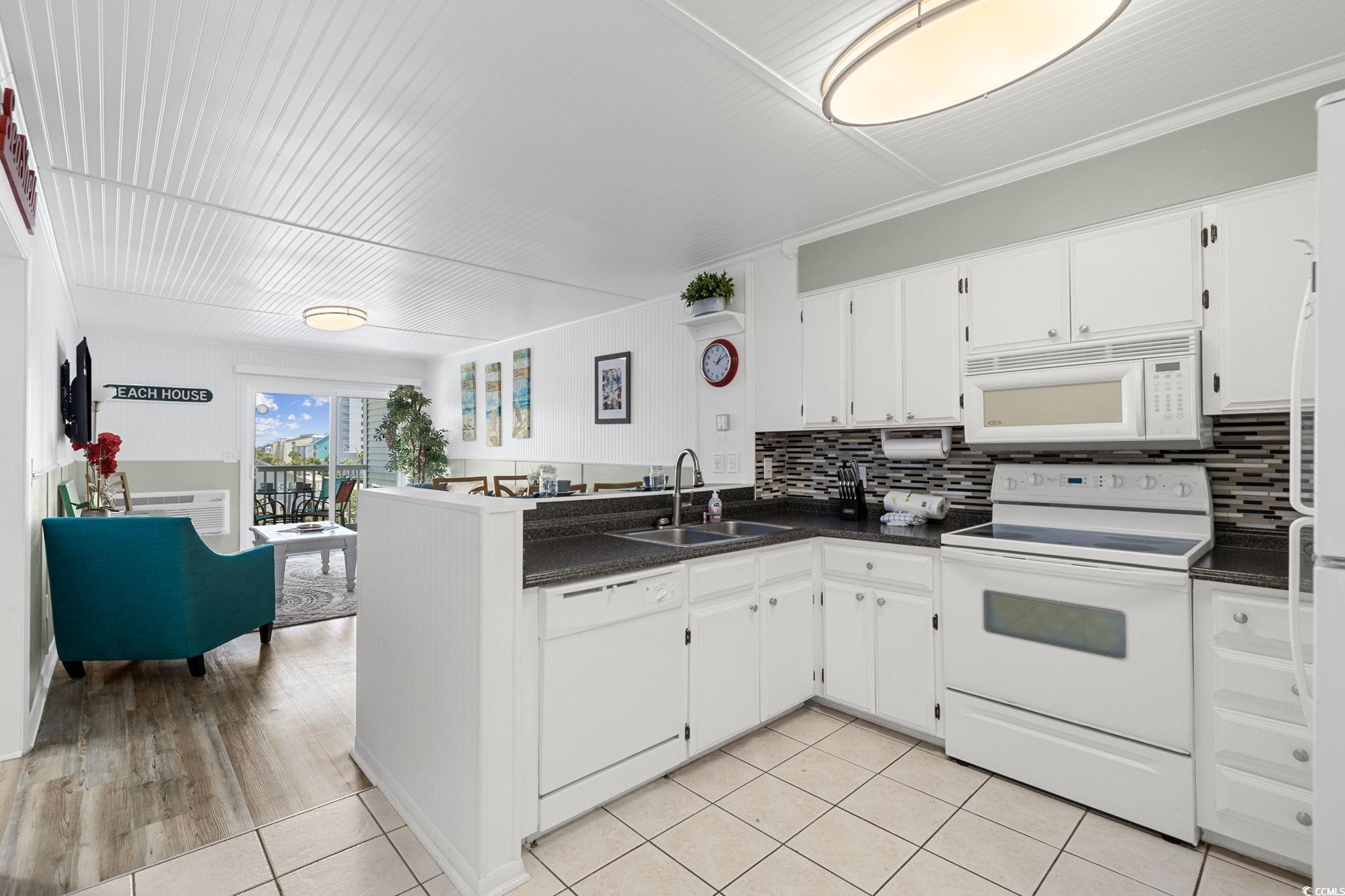 3610 S Ocean Blvd. Property Photo 5