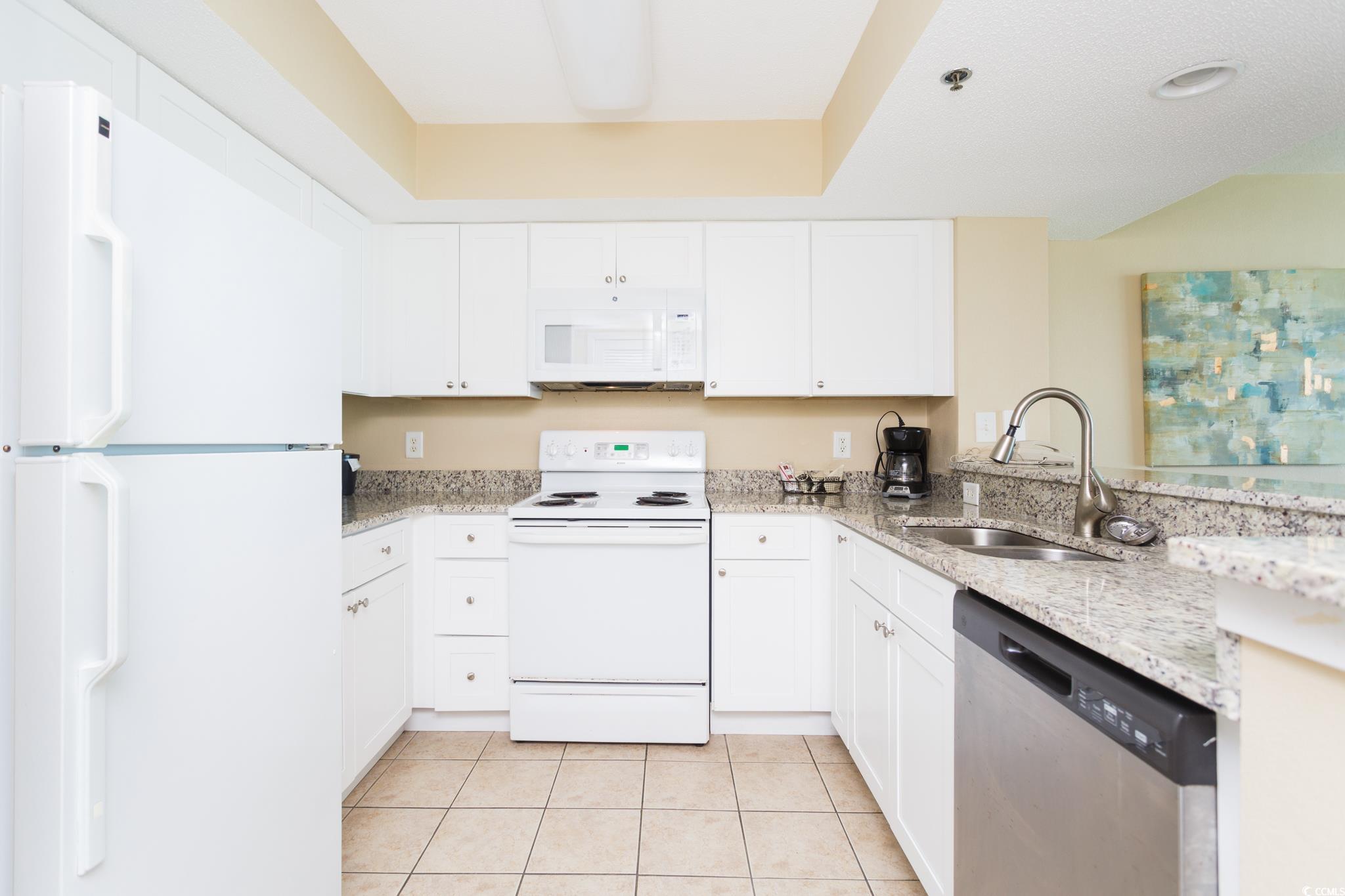 2504 N Ocean Blvd. Property Photo 9