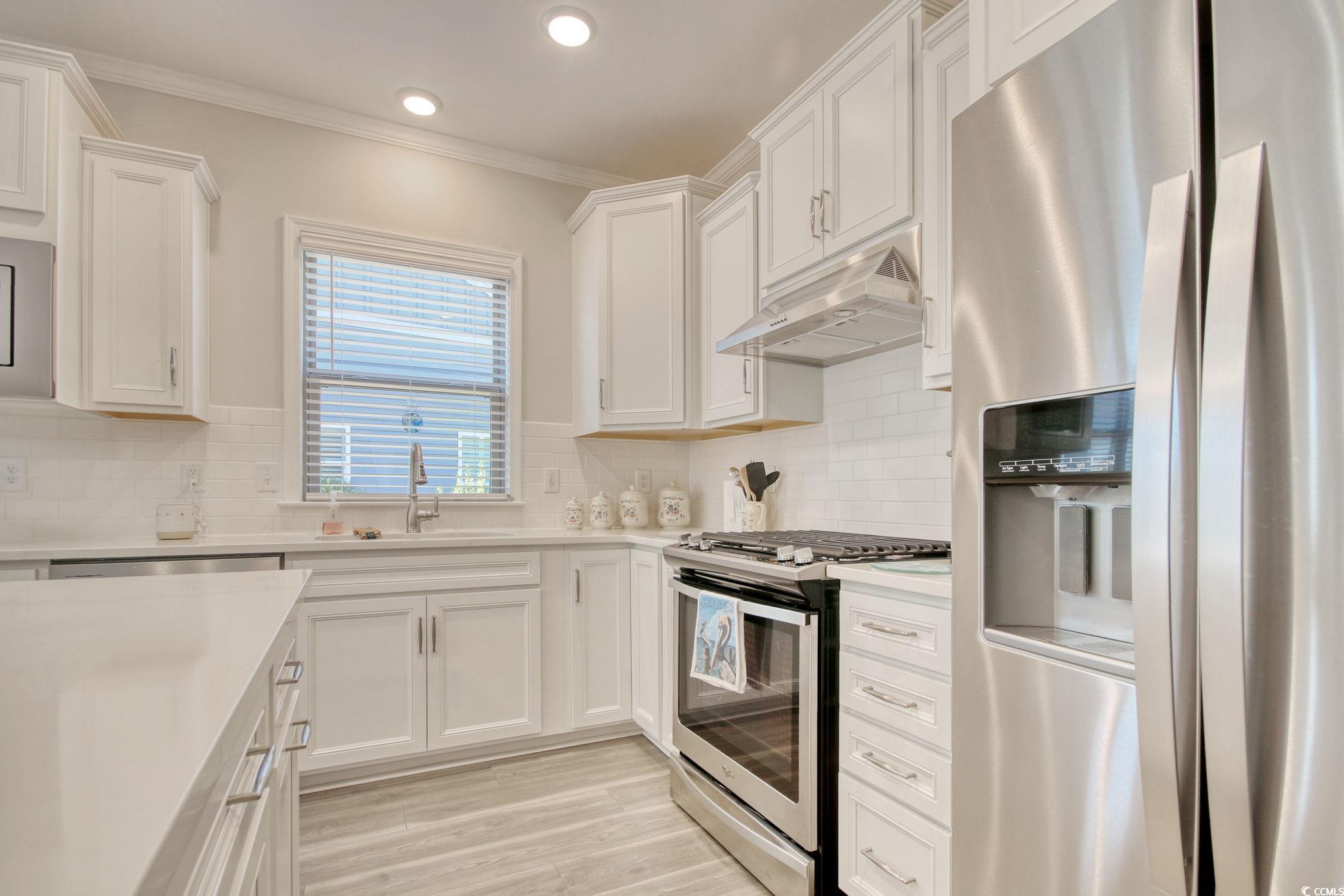 6070 Tramonto St. Property Photo 11