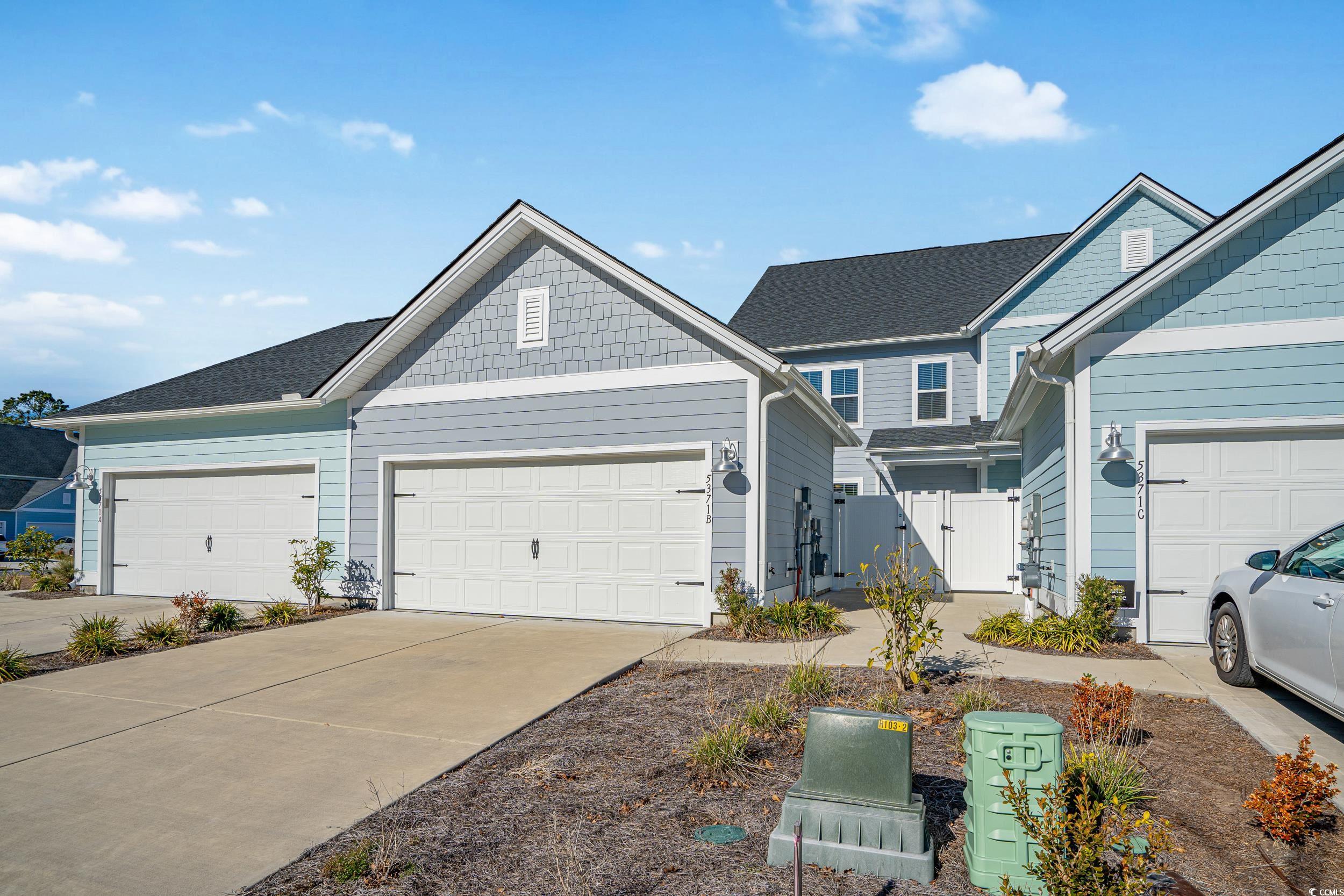 5371 Knobcone Loop Property Photo 5