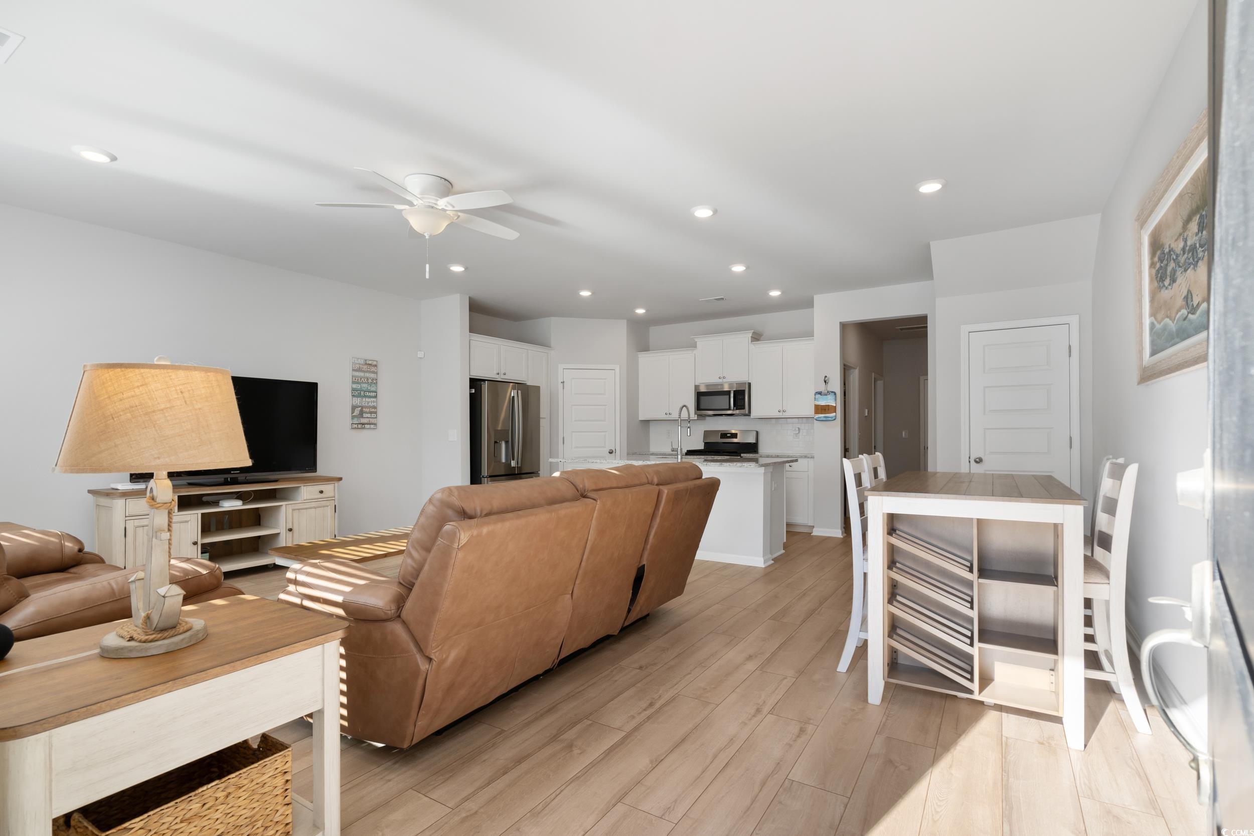 5371 Knobcone Loop Property Photo 8