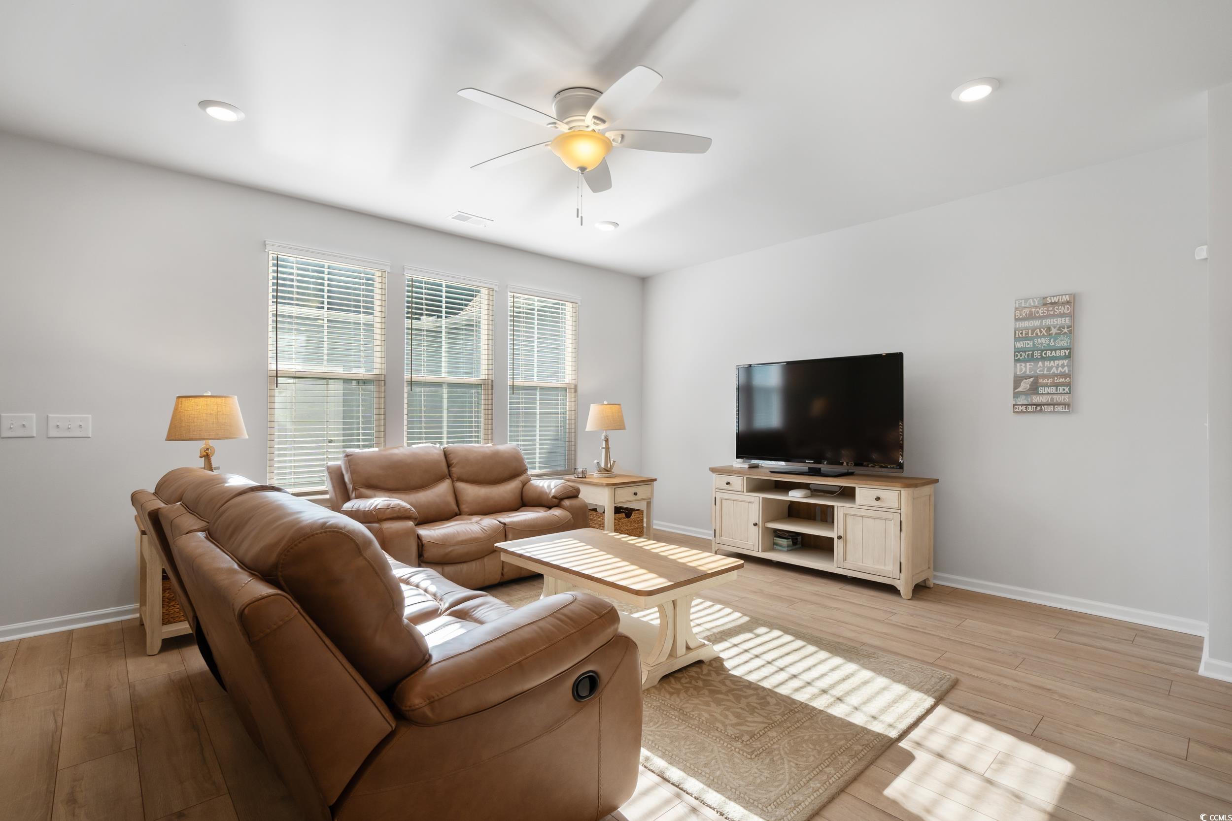 5371 Knobcone Loop Property Photo 10