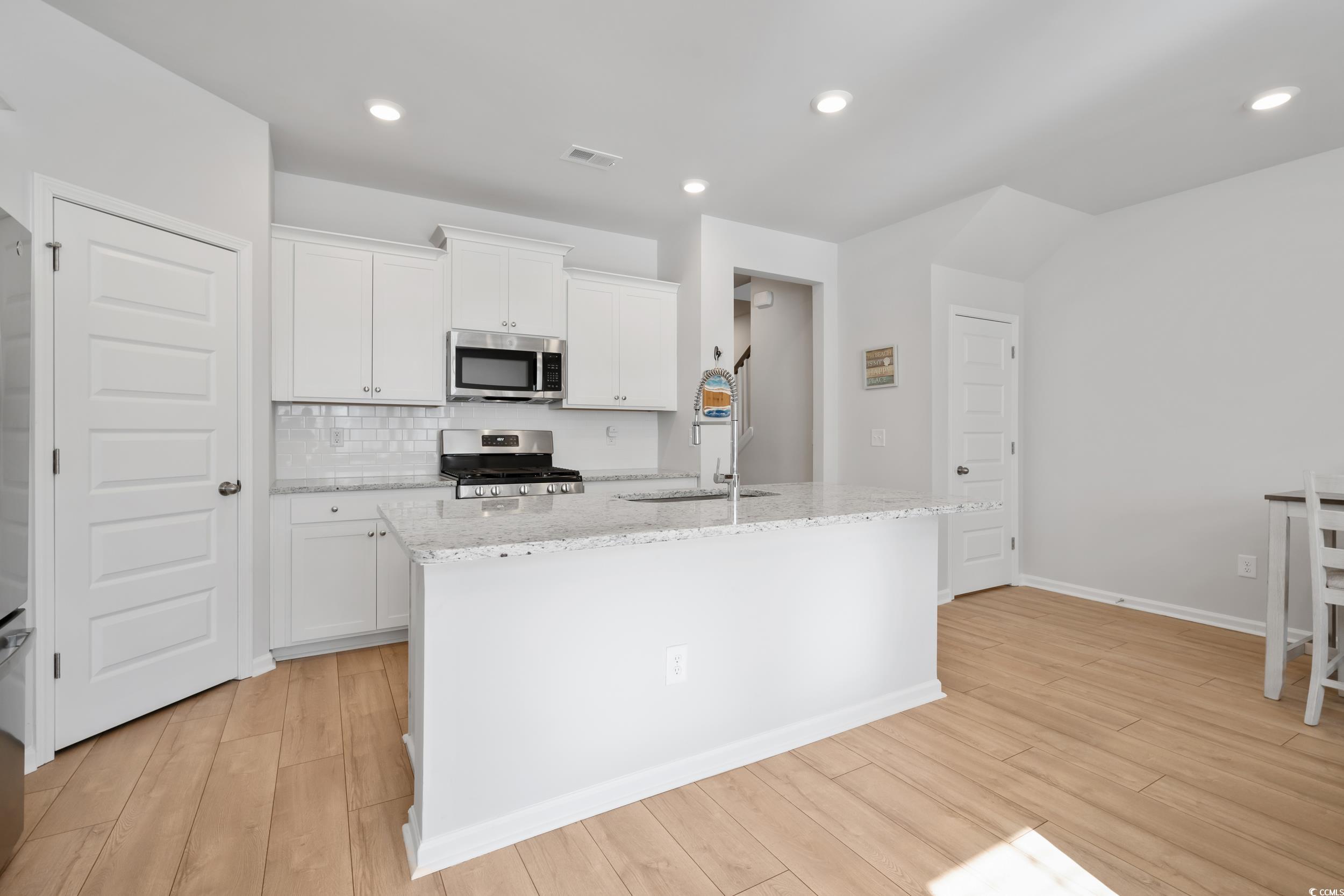 5371 Knobcone Loop Property Photo 13