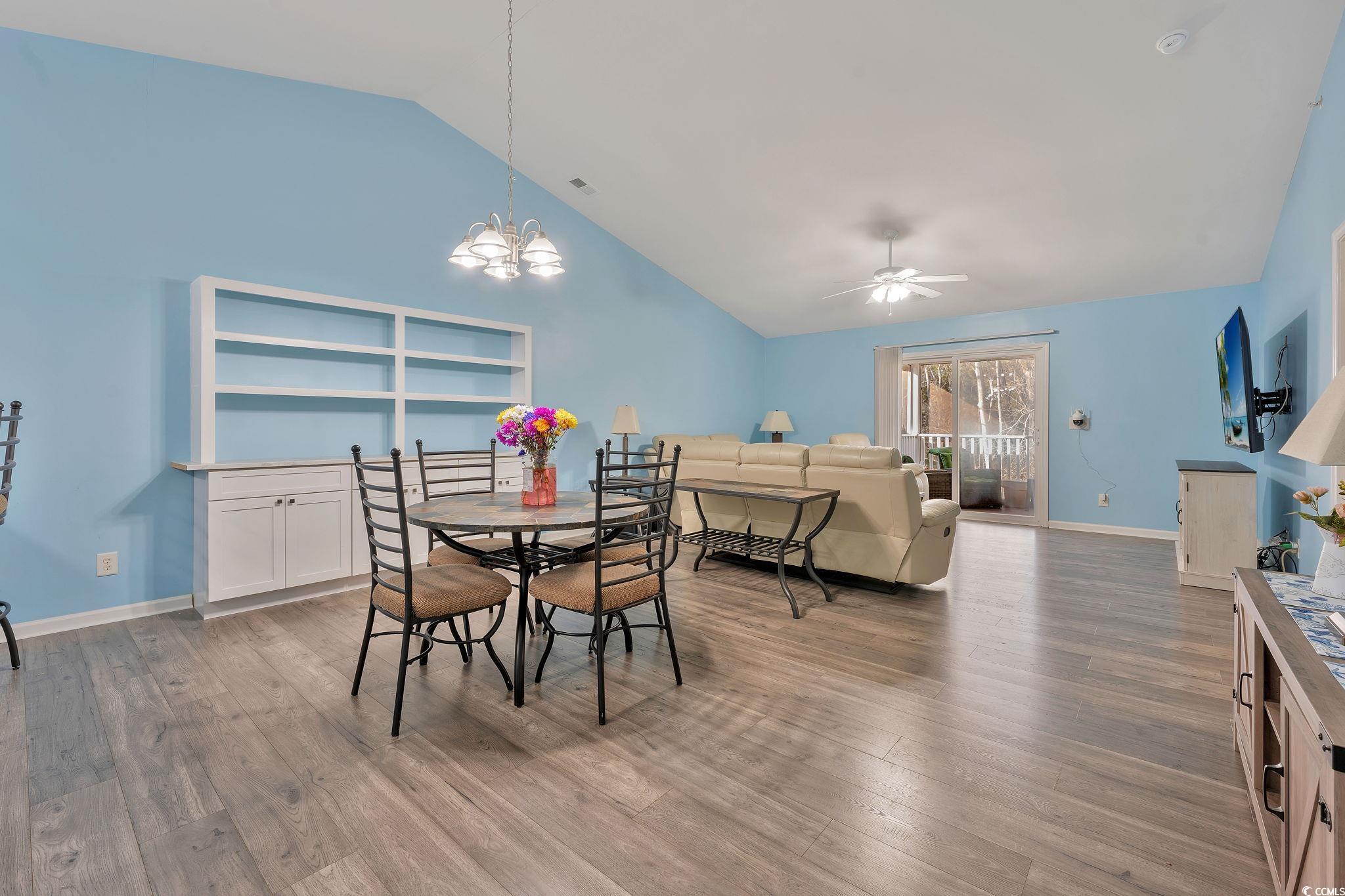 4850 Meadowsweet Dr. Property Photo 11