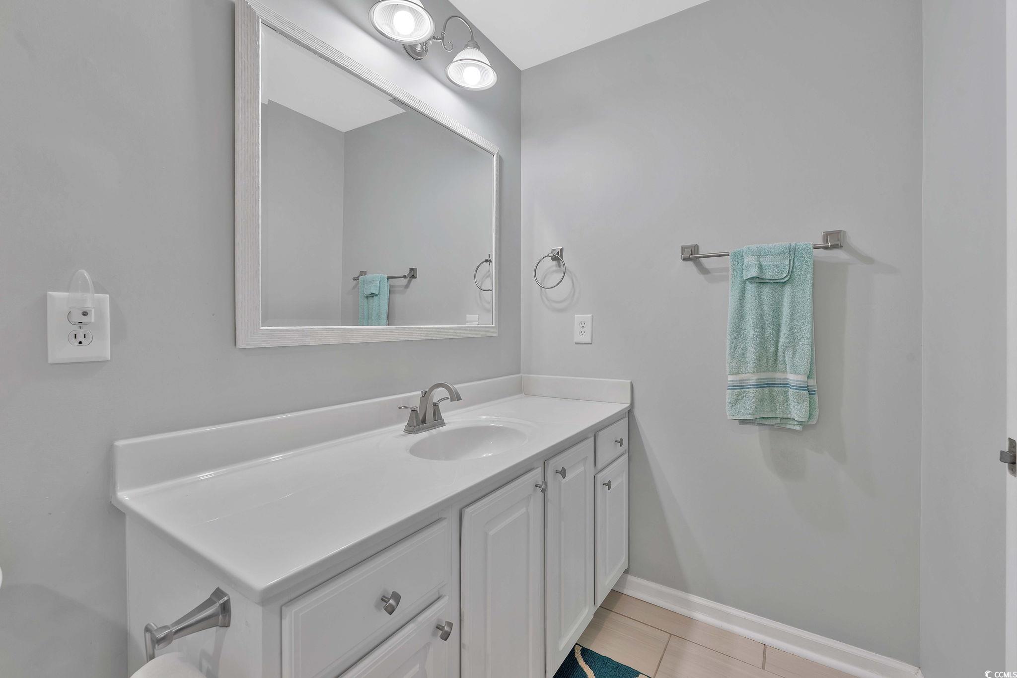 4850 Meadowsweet Dr. Property Photo 17