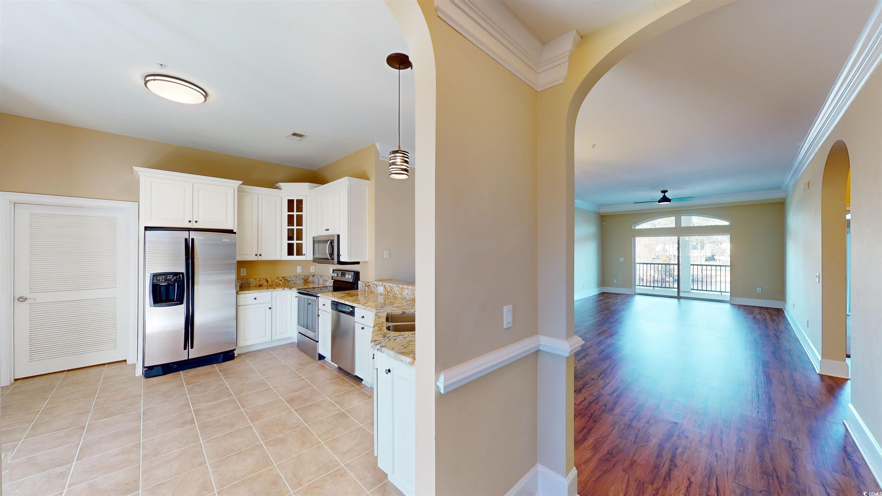 257 Venice Way Property Photo 2