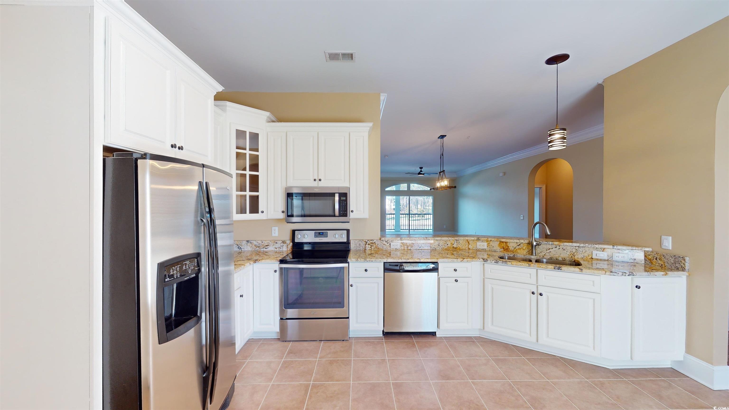 257 Venice Way Property Photo 6