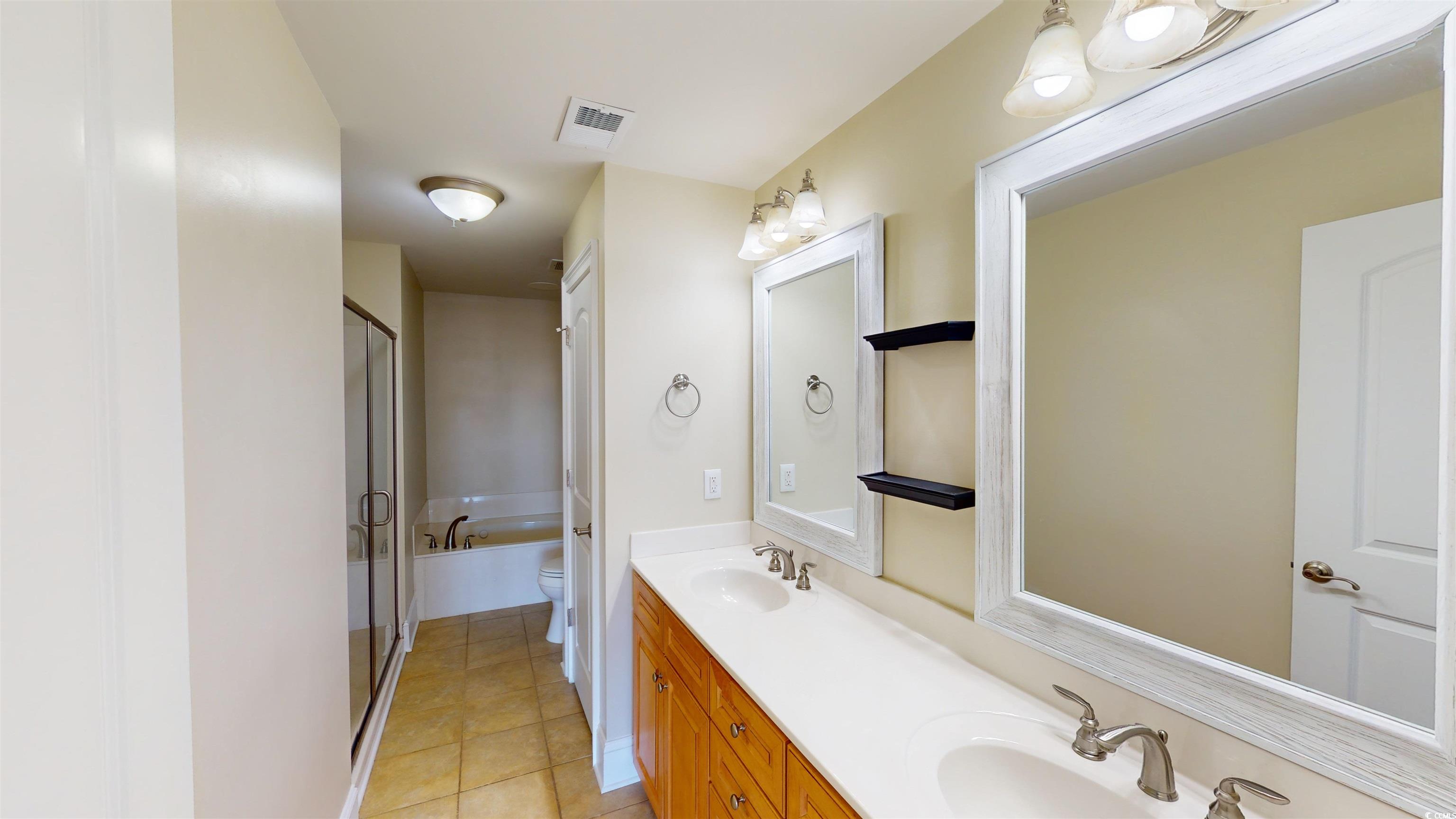 257 Venice Way Property Photo 11