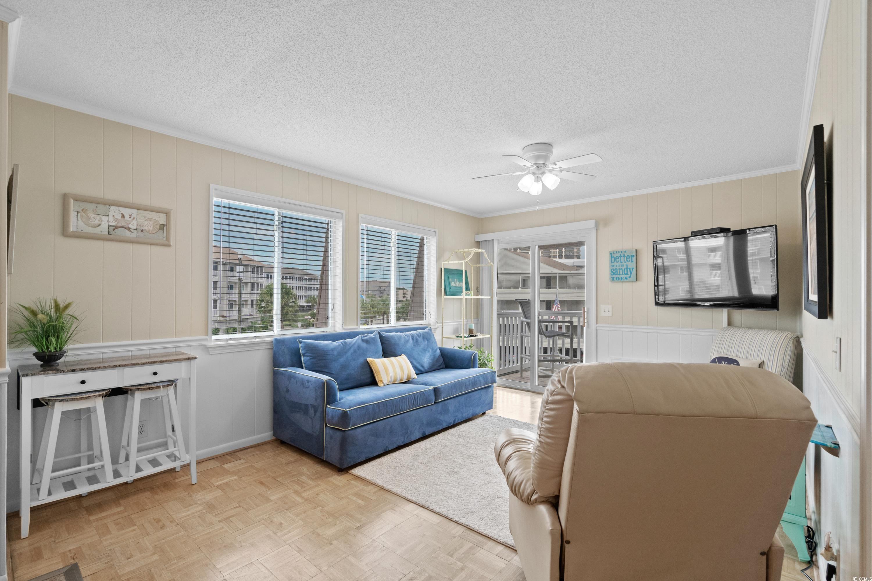 9560 Shore Dr. Property Photo 5