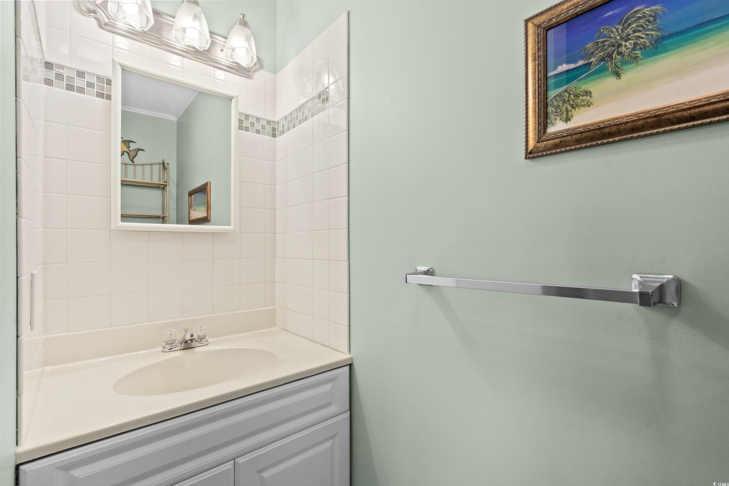 9560 Shore Dr. Property Photo 18