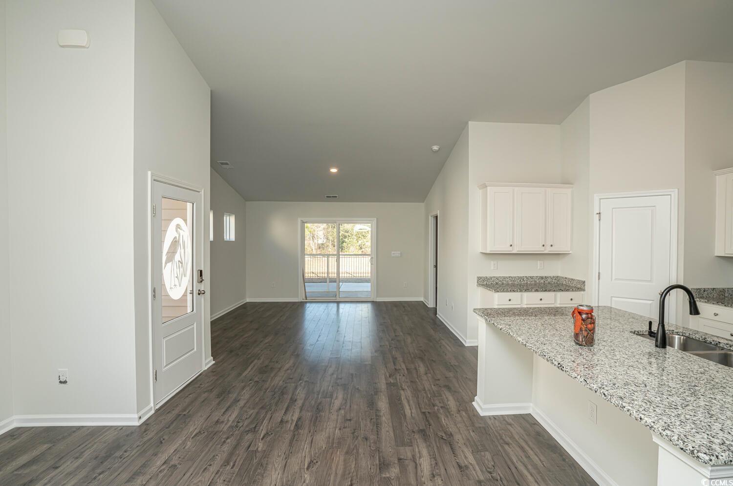 1574 Jardine Loop Property Photo 14