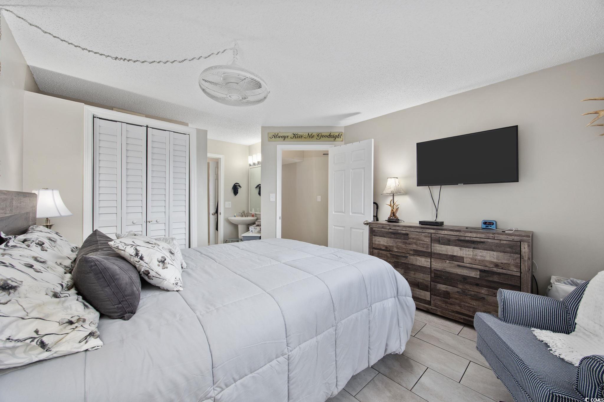 5523 N Ocean Blvd. Property Photo 4
