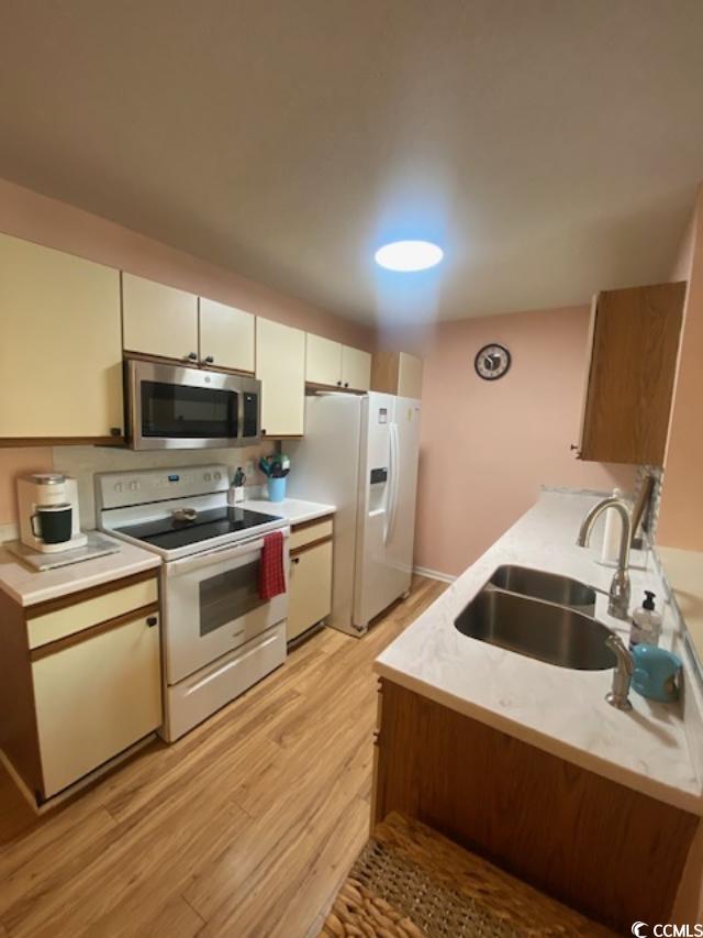 8650 Southbridge Dr. Property Photo 4