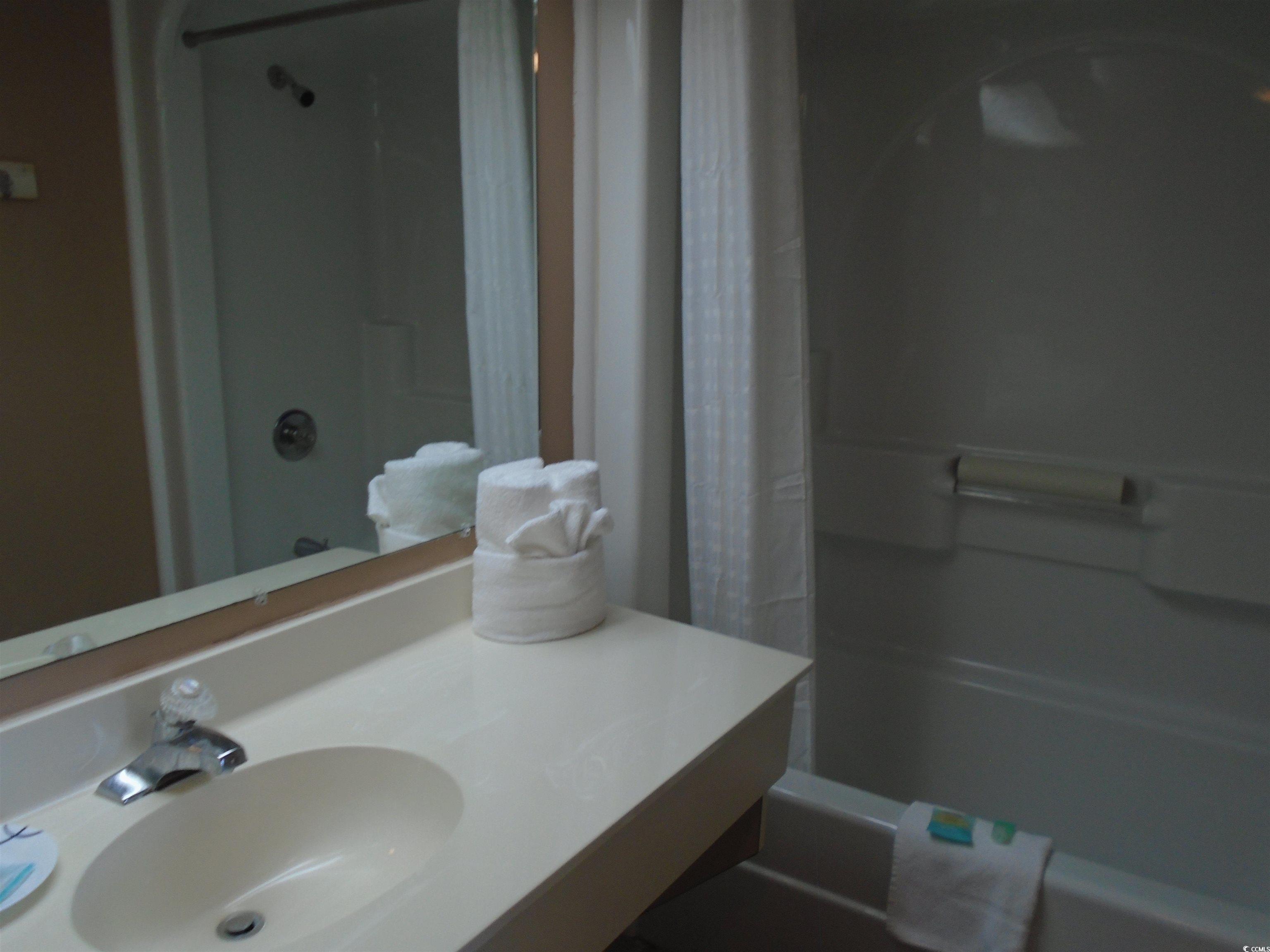 601 Retreat Beach Circle Property Photo 12