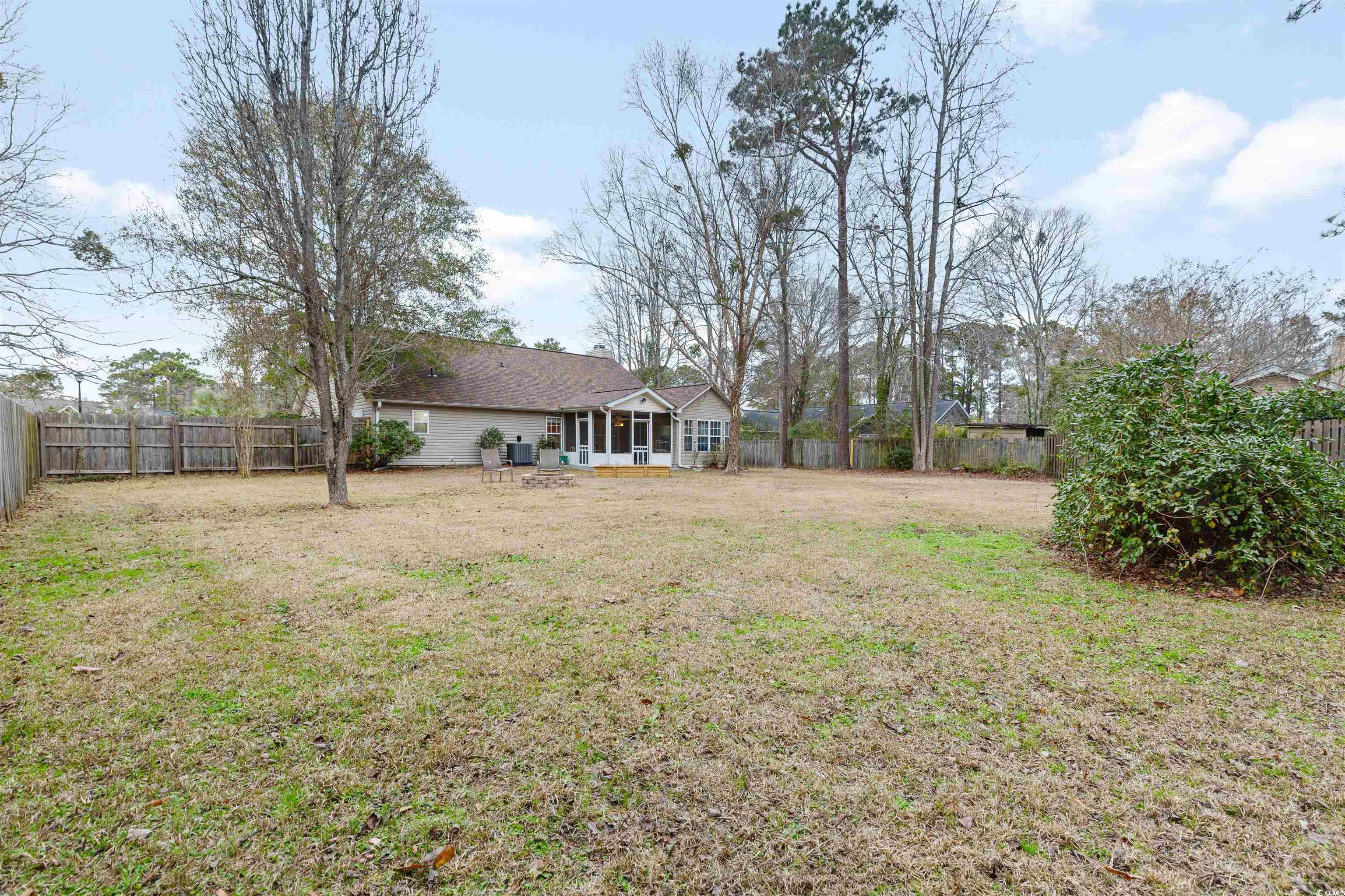320 Muirfield Rd. Property Photo 6